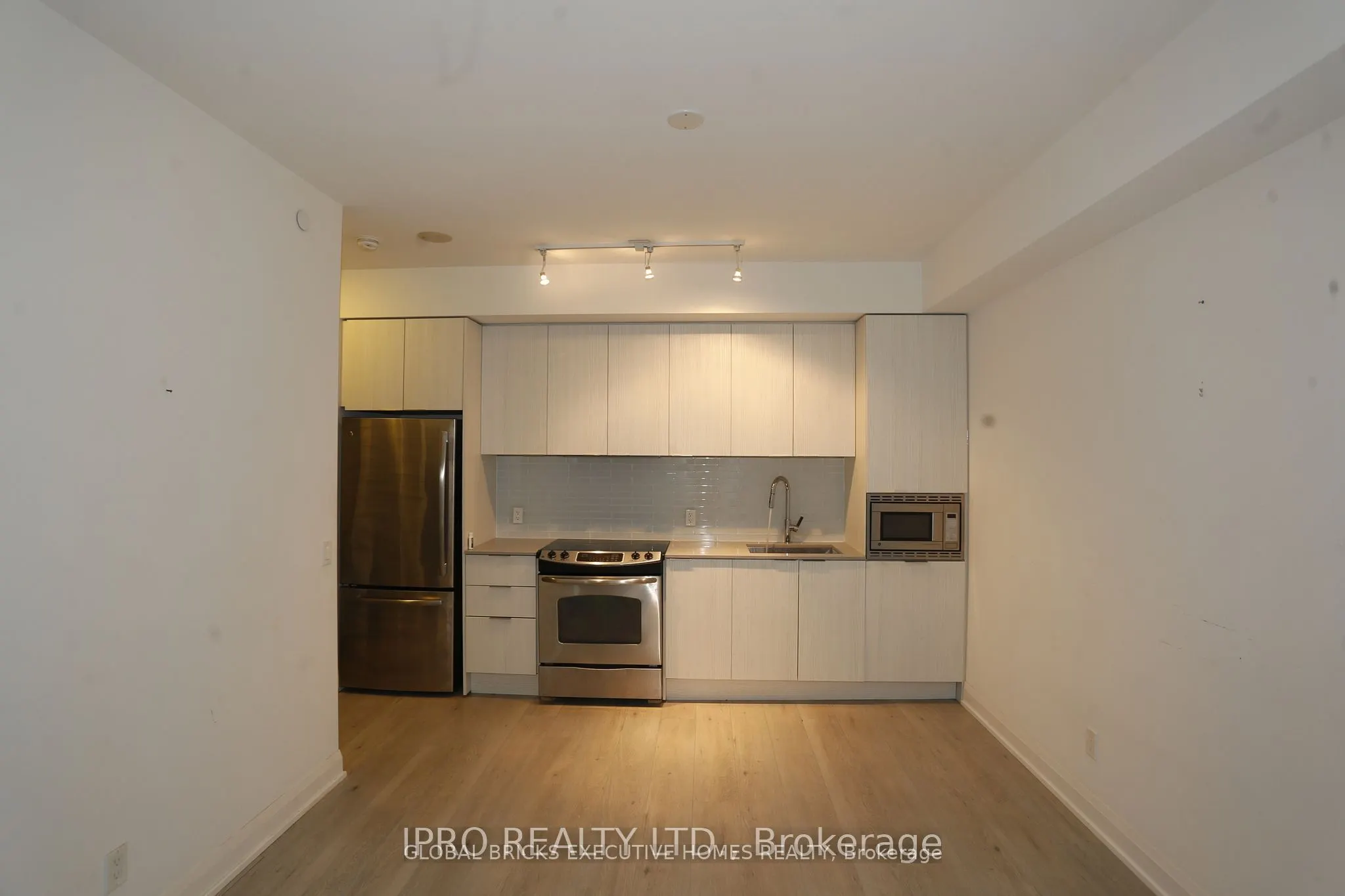 110 Marine Parade Drive #409