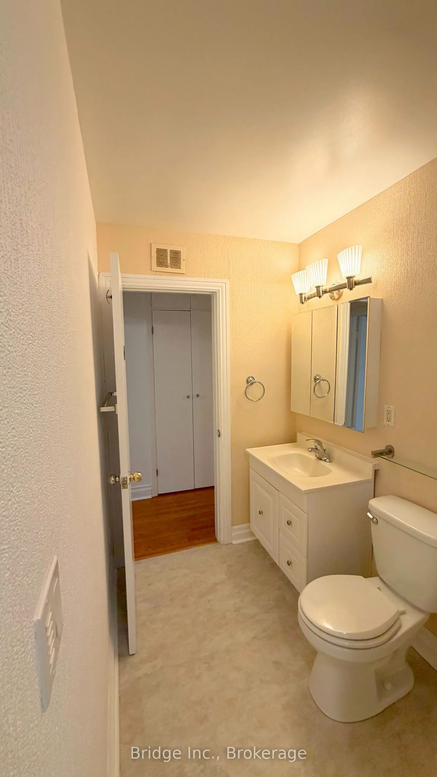 434 Apple Lane