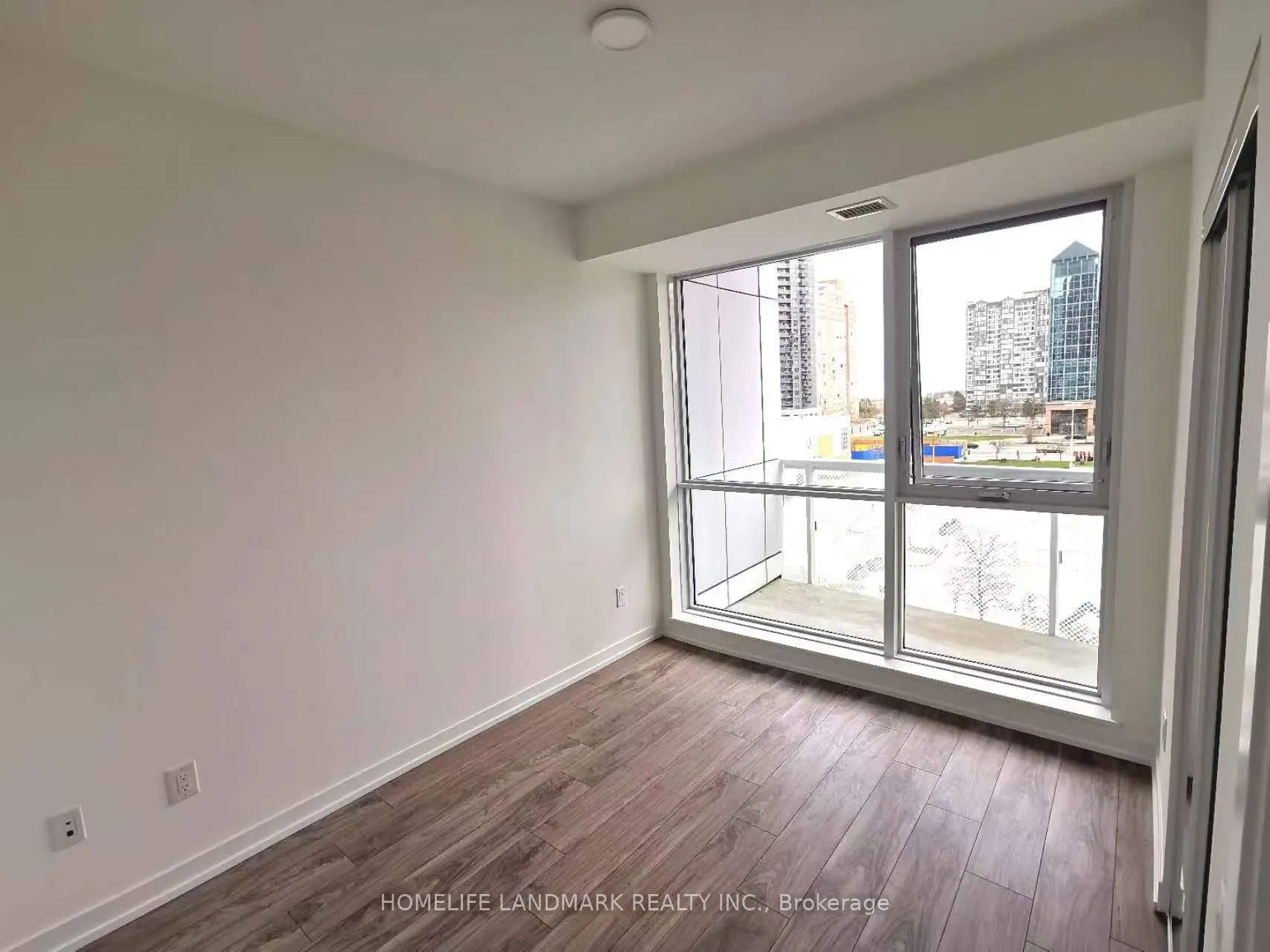 4065 Confederation Parkway #505