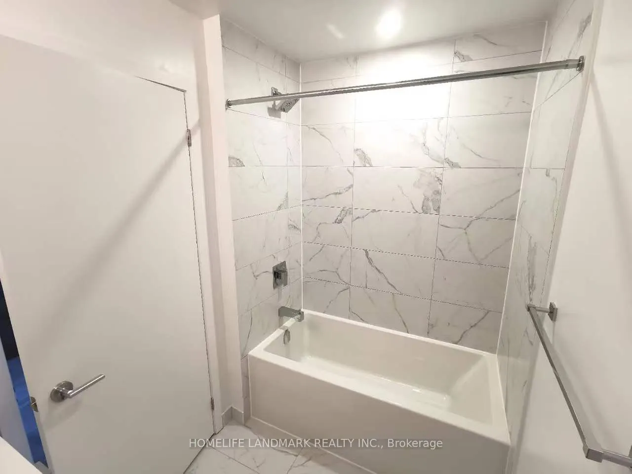 4065 Confederation Parkway #505