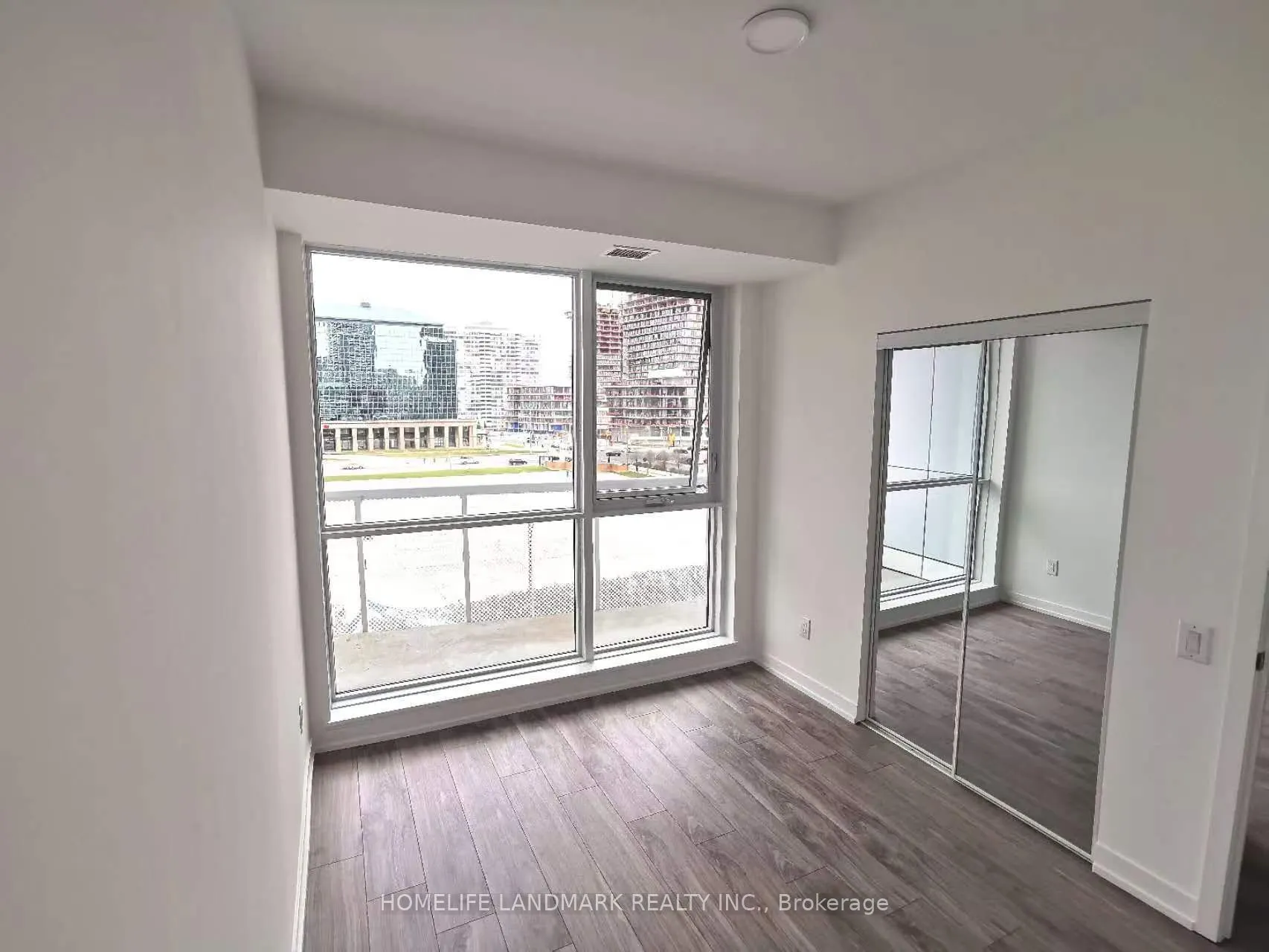 4065 Confederation Parkway #505