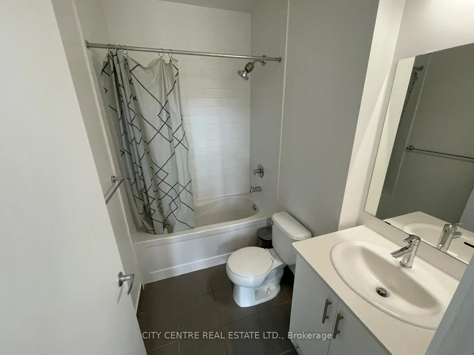 365 Prince Of Wales Drive #505