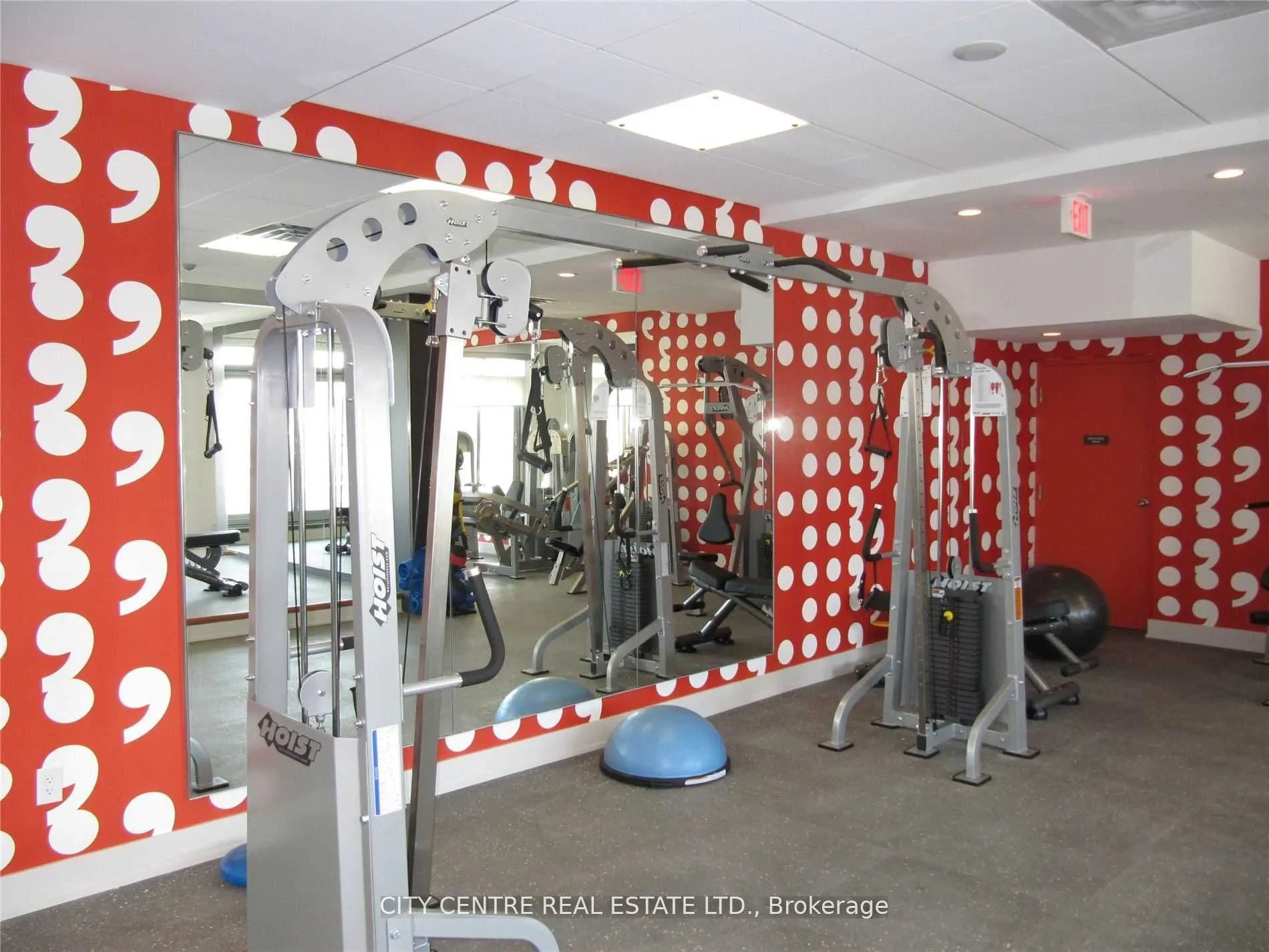 365 Prince Of Wales Drive #505