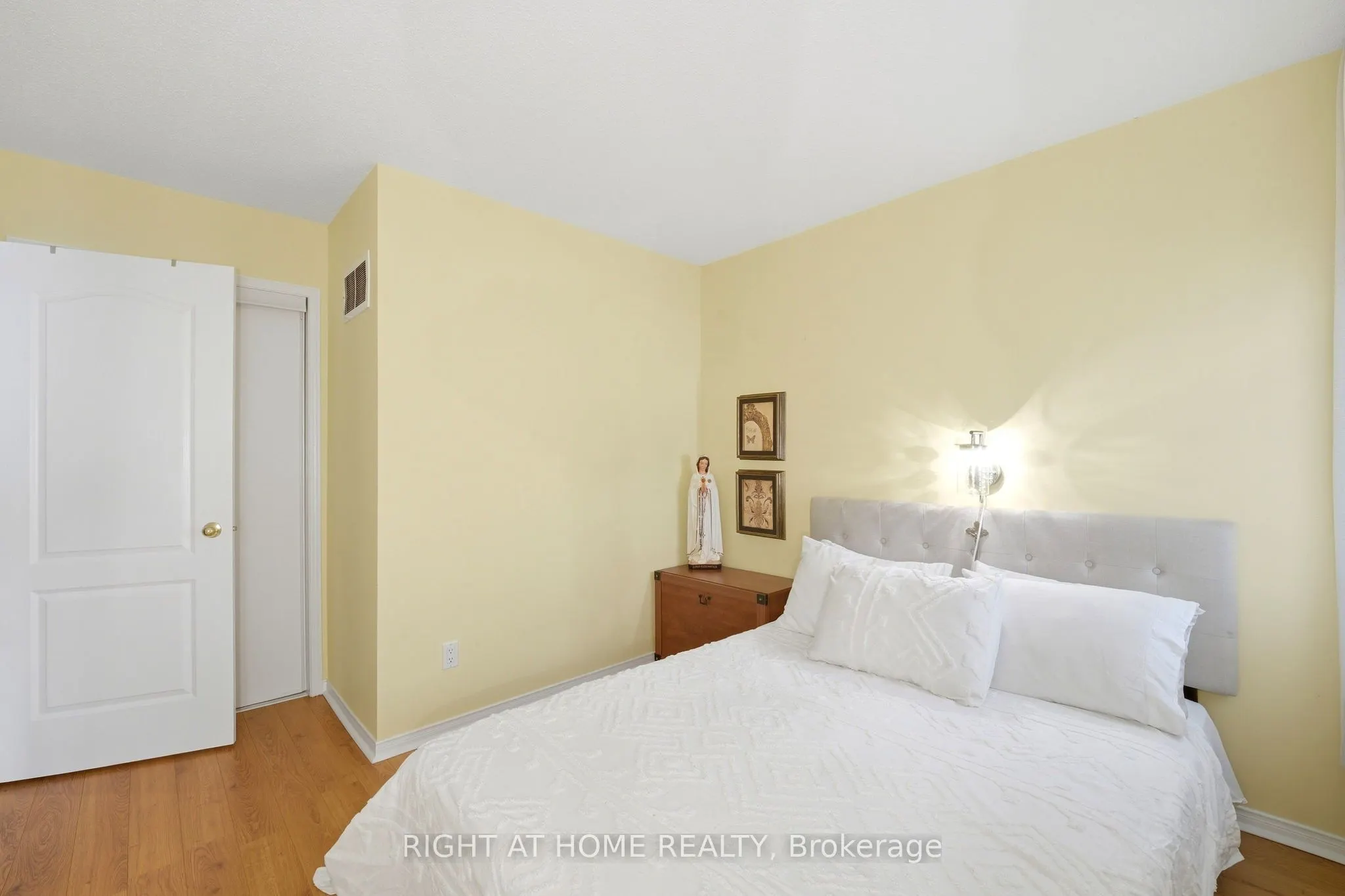 23 WEST DEANE PARK Drive #2