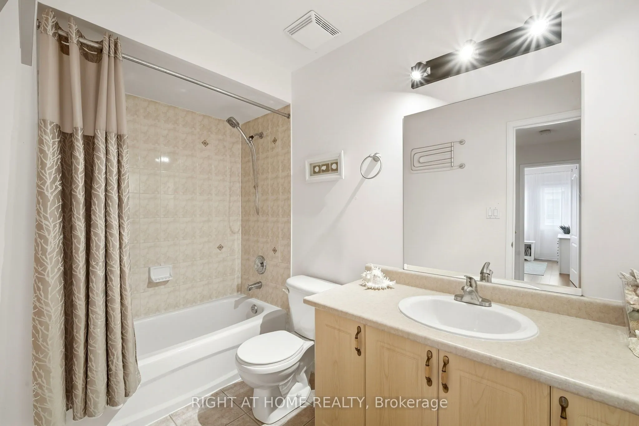 23 WEST DEANE PARK Drive #2