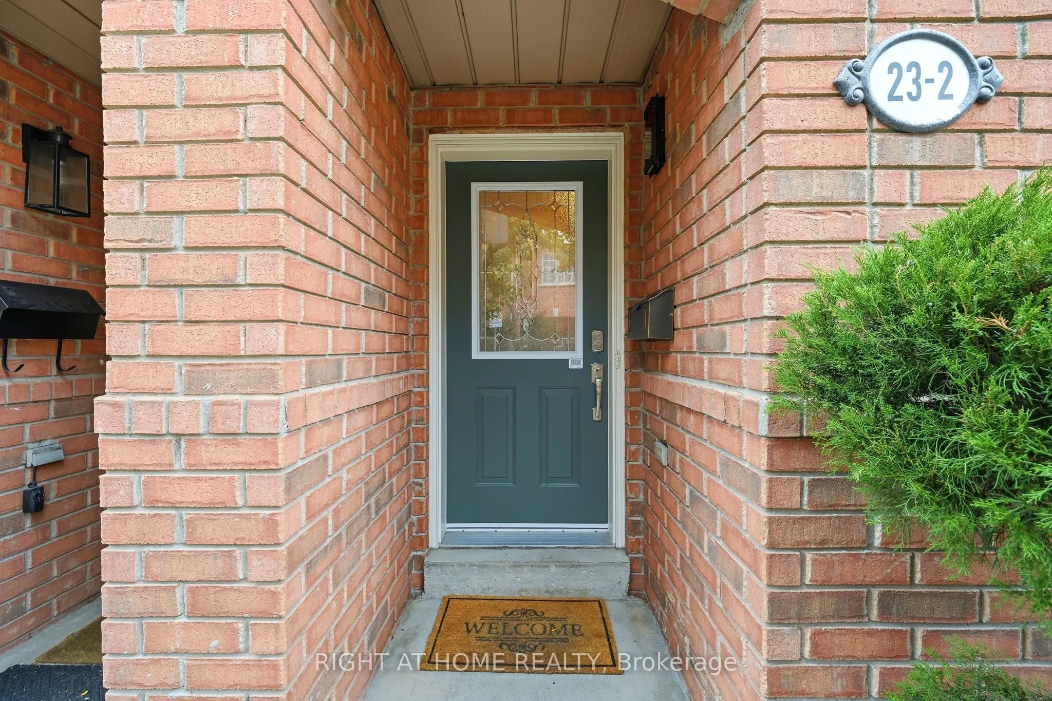 23 WEST DEANE PARK Drive #2