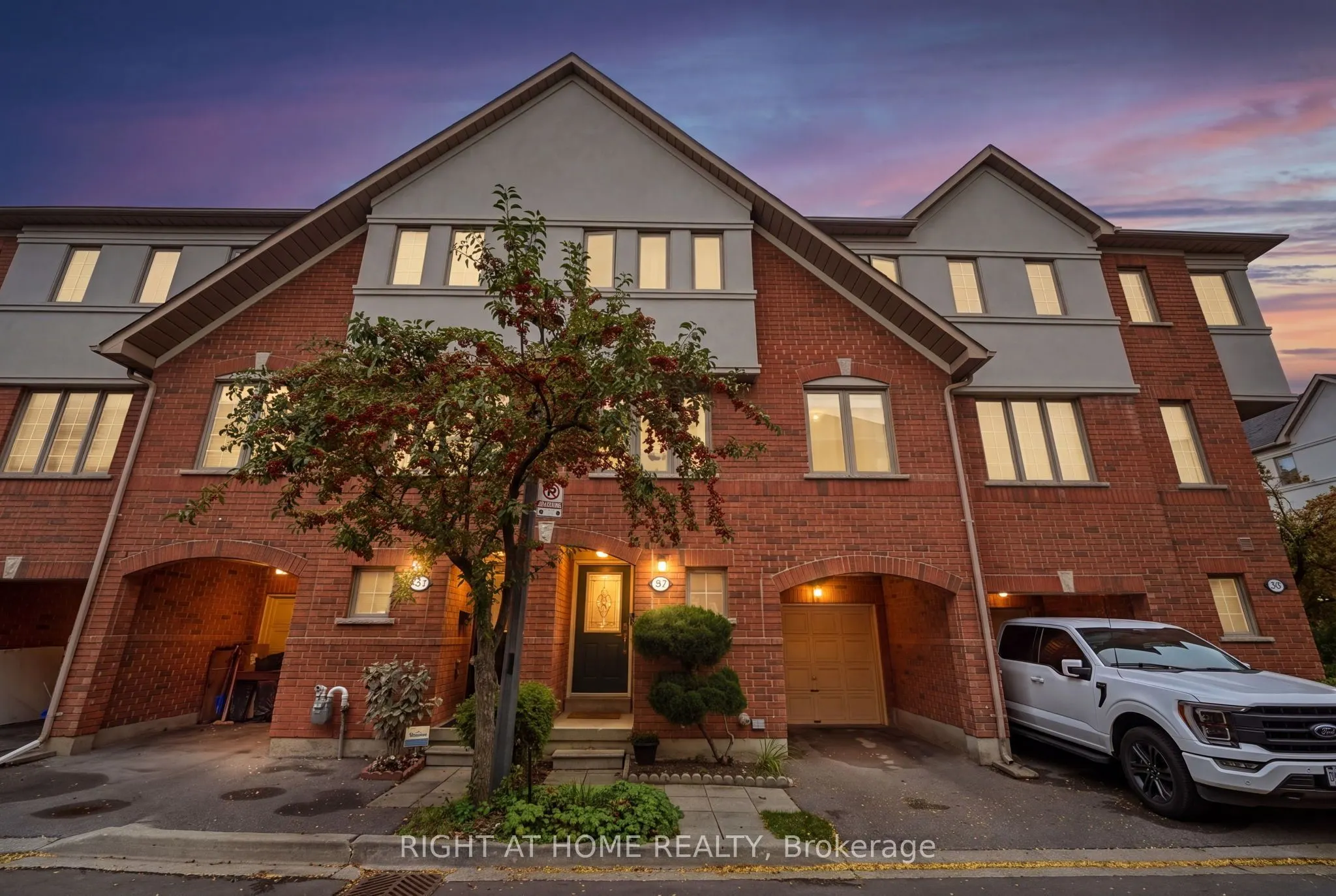 23 WEST DEANE PARK Drive #2
