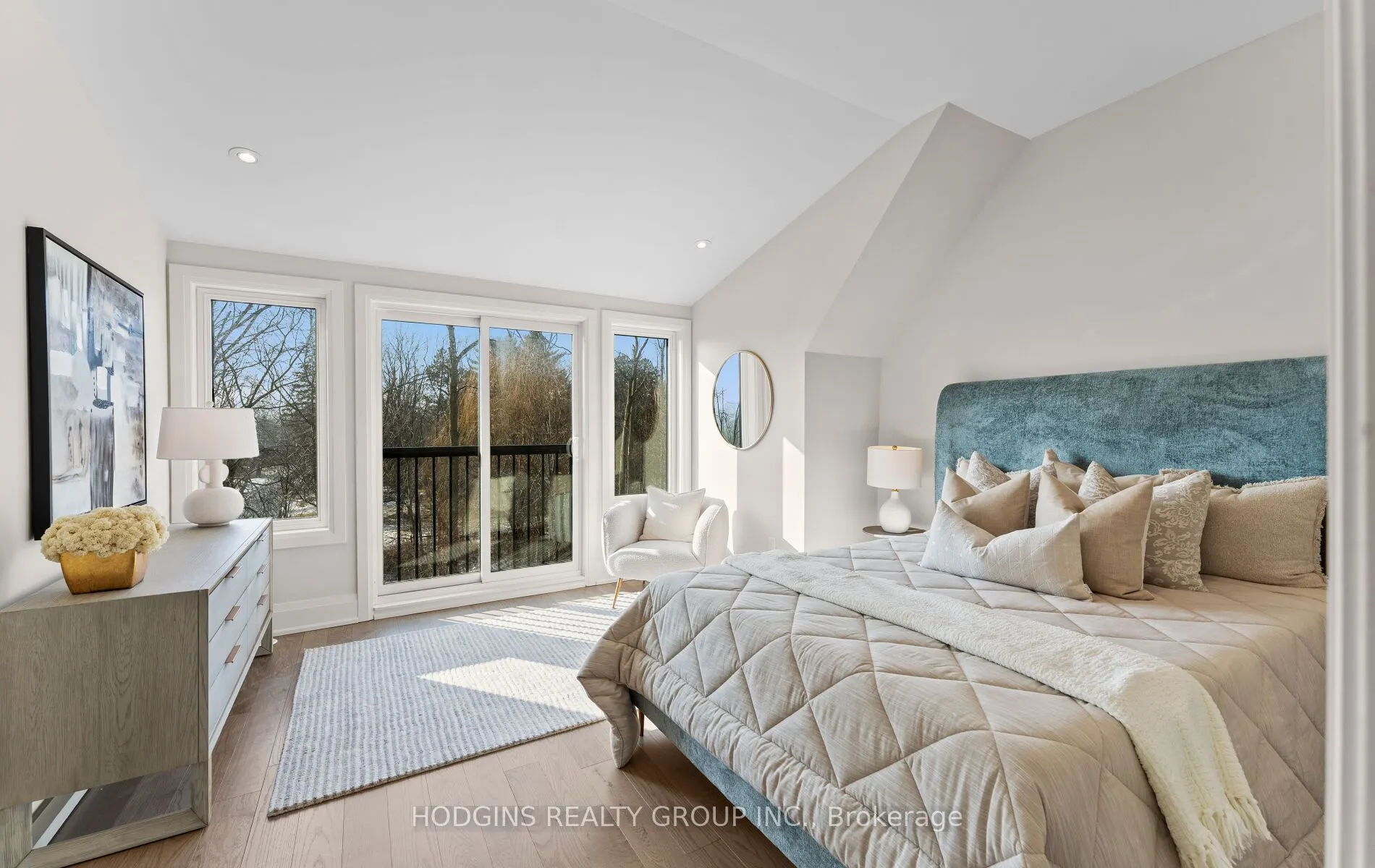 1136 Mona Road #4
