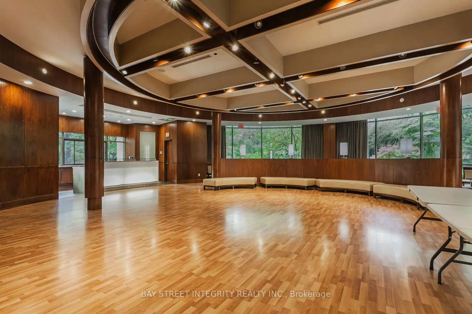 3888 Duke Of York Boulevard #2328