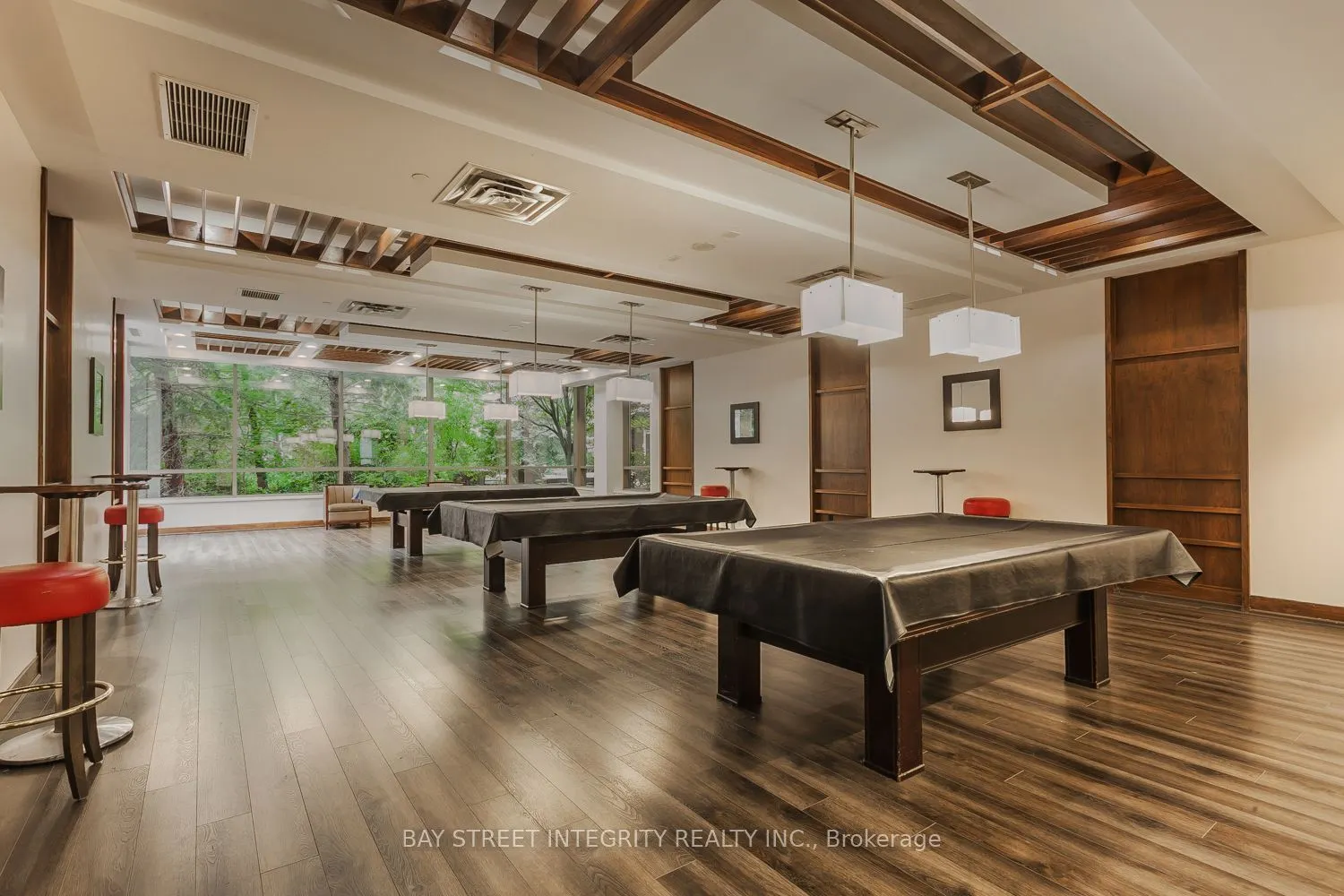3888 Duke Of York Boulevard #2328