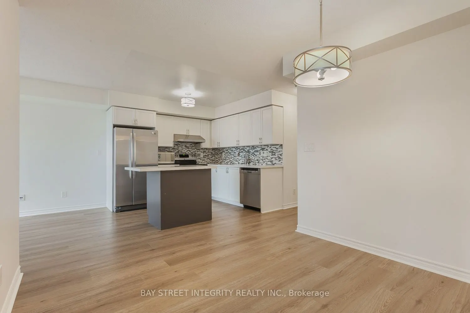 3888 Duke Of York Boulevard #2328