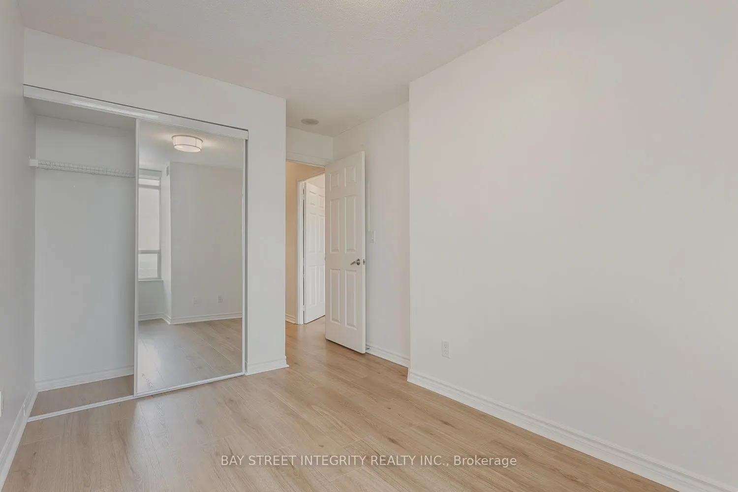 3888 Duke Of York Boulevard #2328