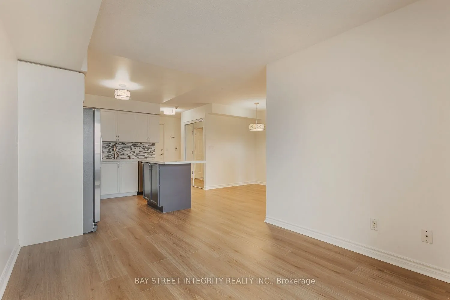 3888 Duke Of York Boulevard #2328
