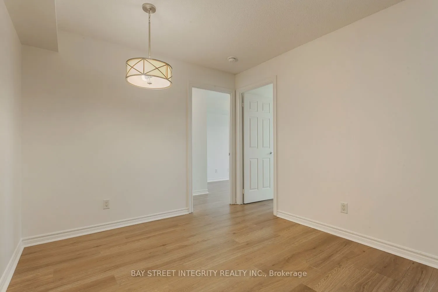 3888 Duke Of York Boulevard #2328