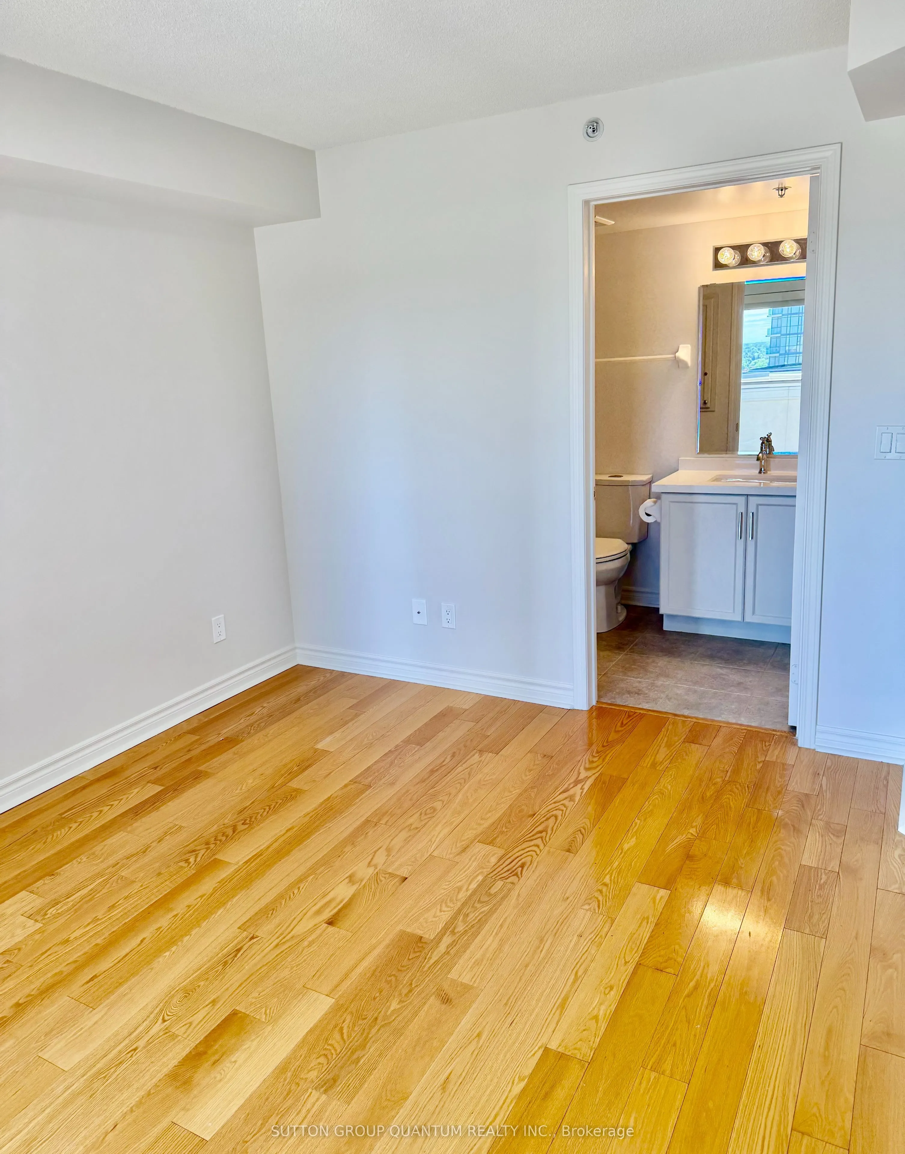 350 Princess Royal Drive #1103