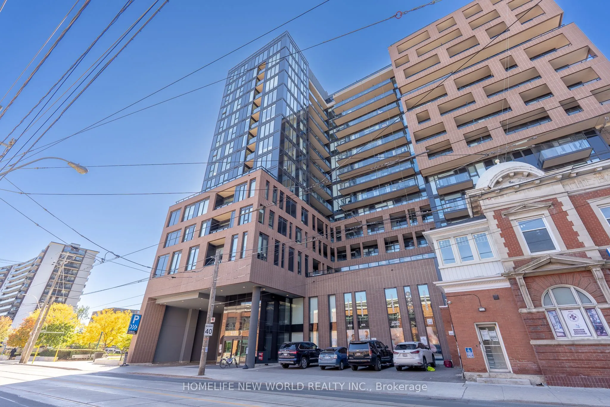 270 Dufferin Street #822