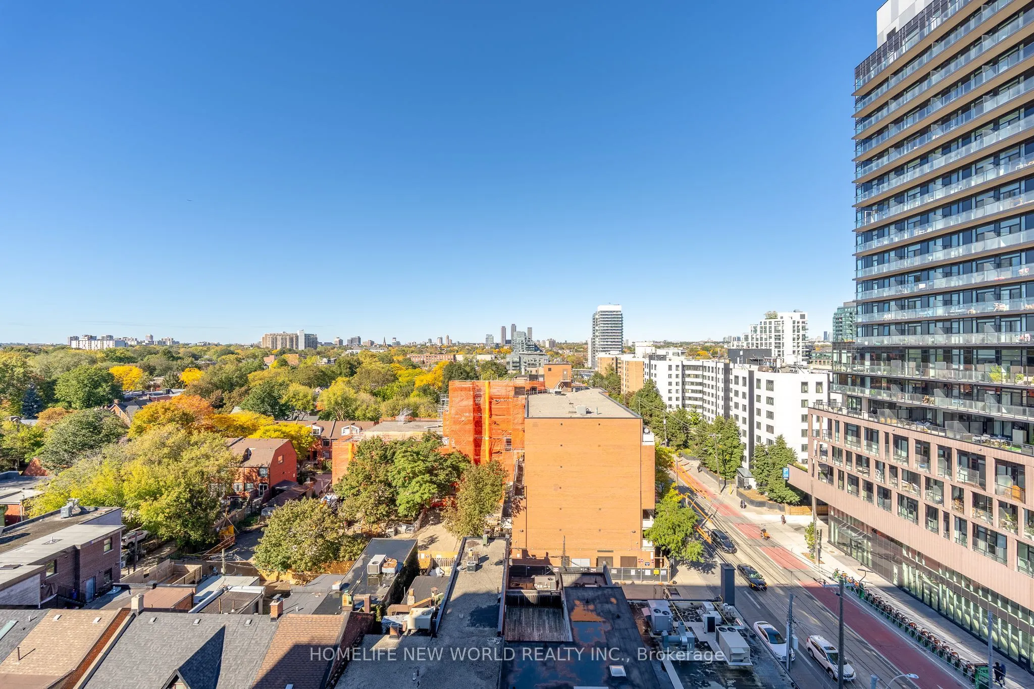 270 Dufferin Street #822