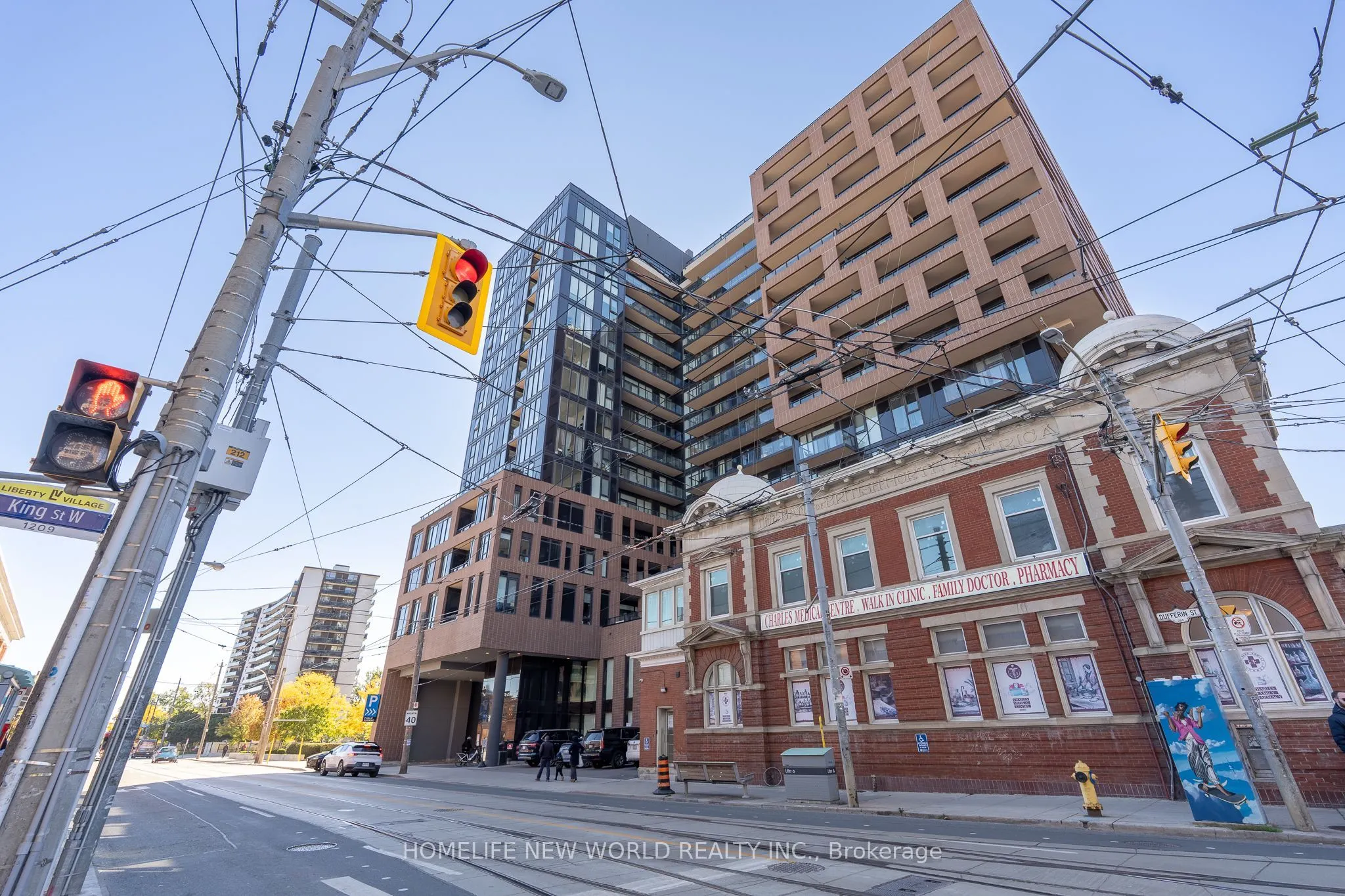 270 Dufferin Street #822