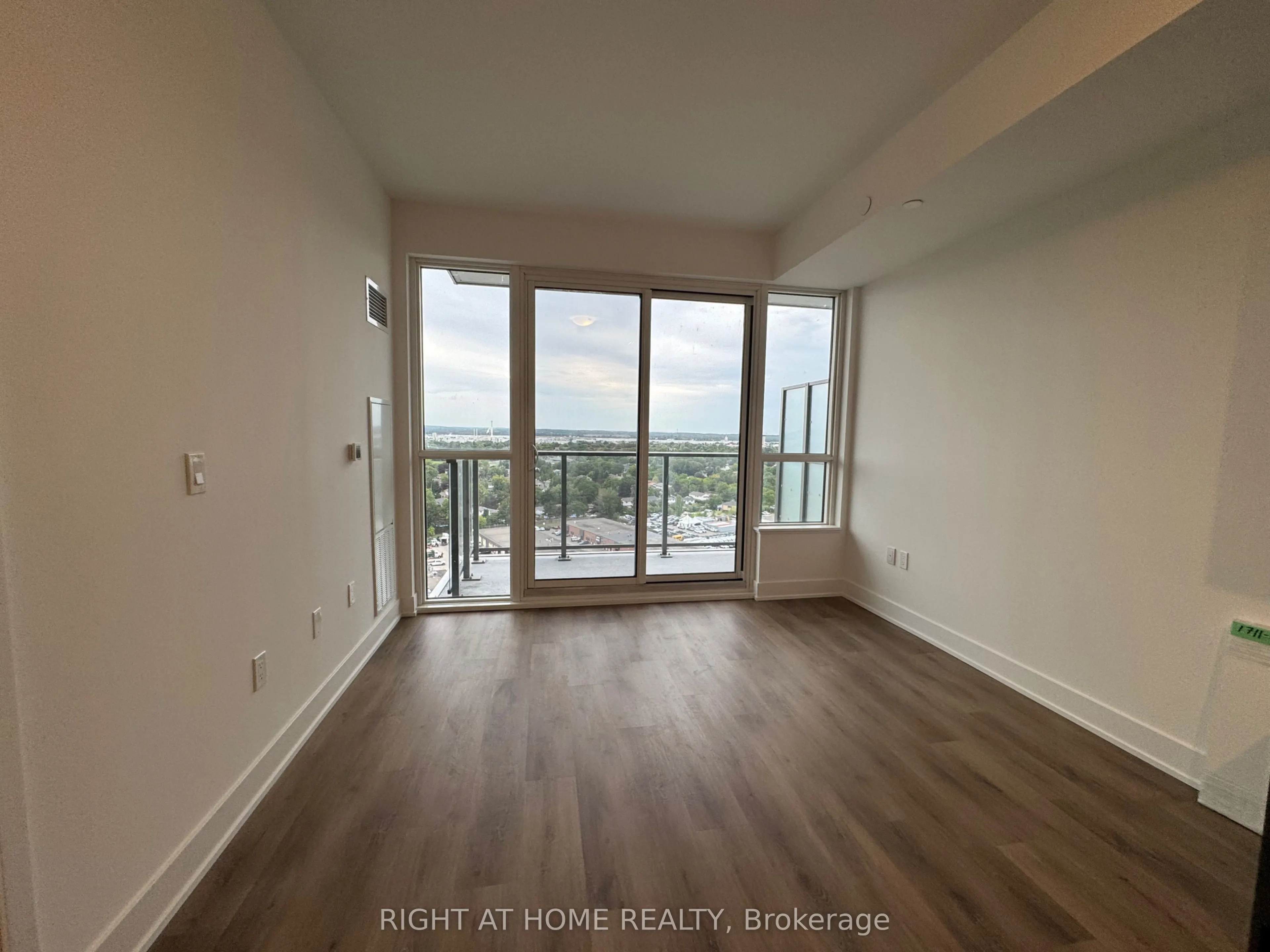 115 Nipissing Road N #1711A