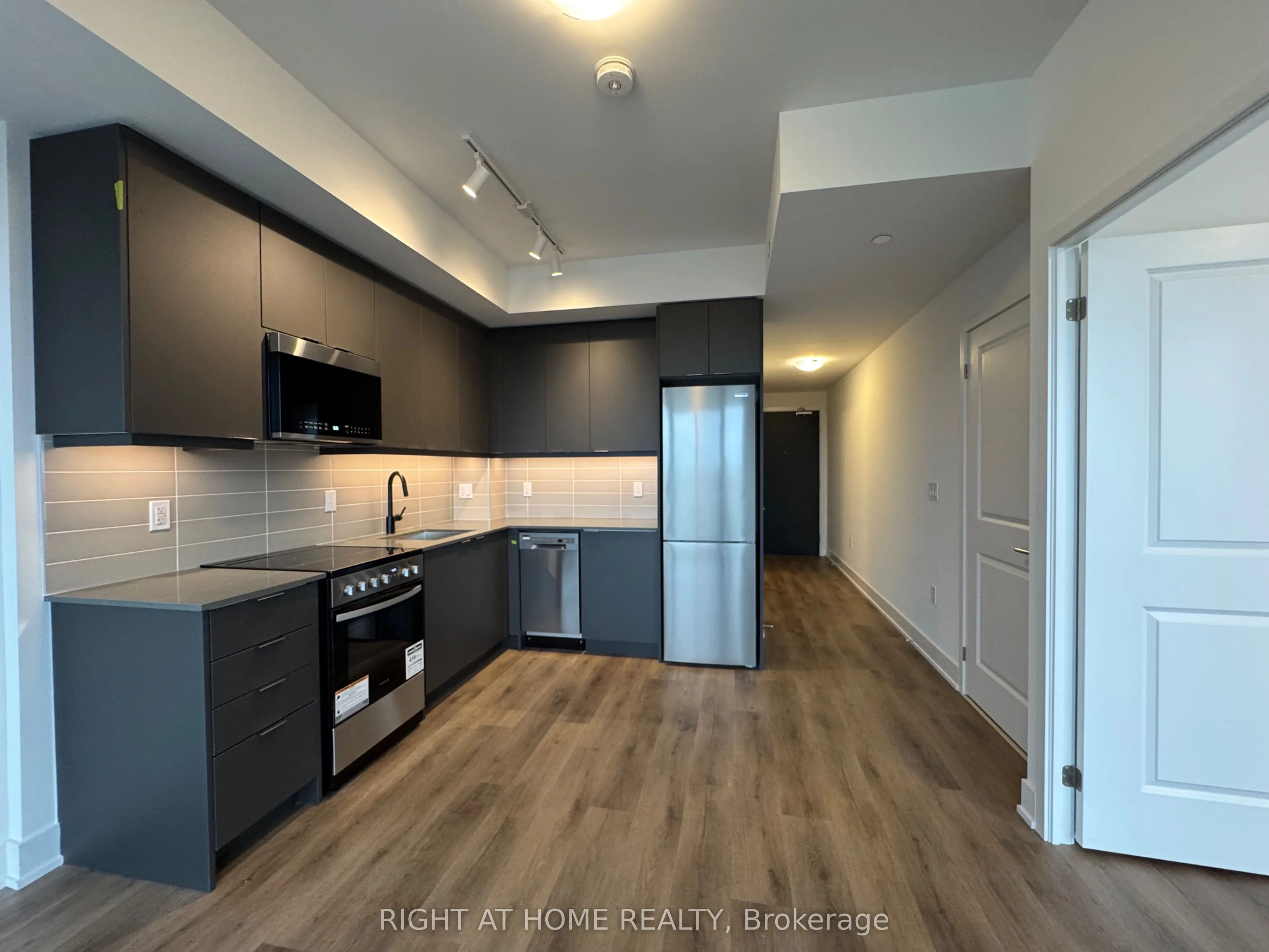 115 Nipissing Road N #1711A