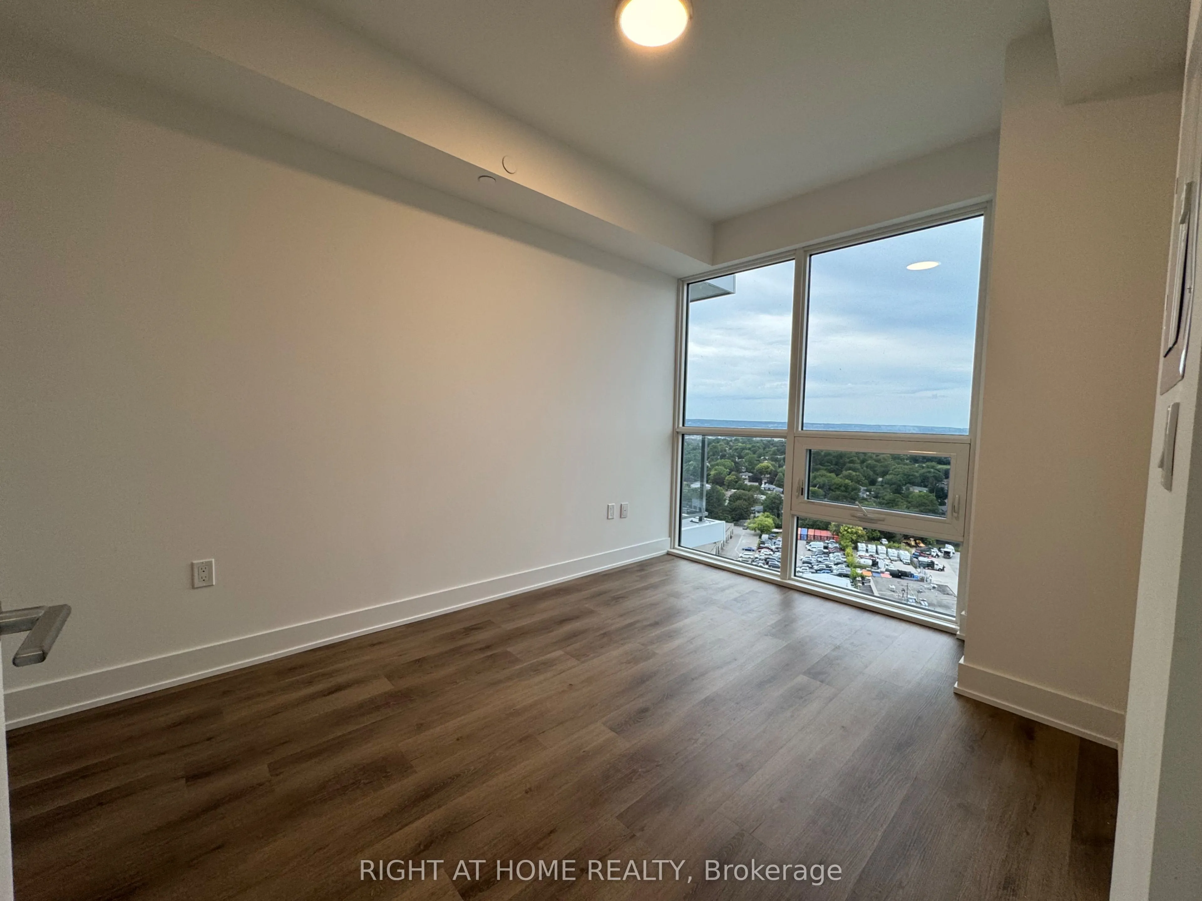 115 Nipissing Road N #1711A
