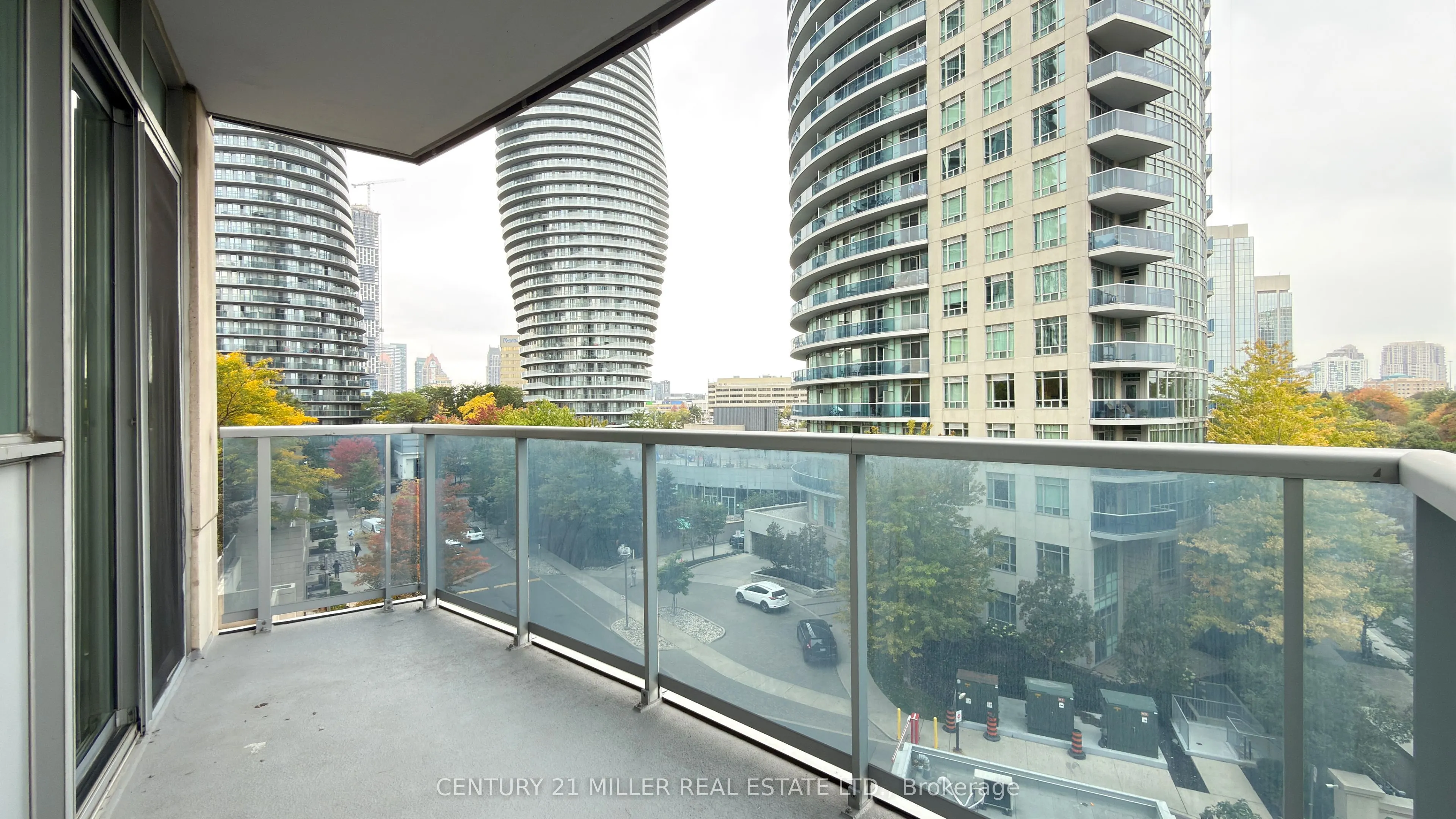 90 Absolute Avenue #509