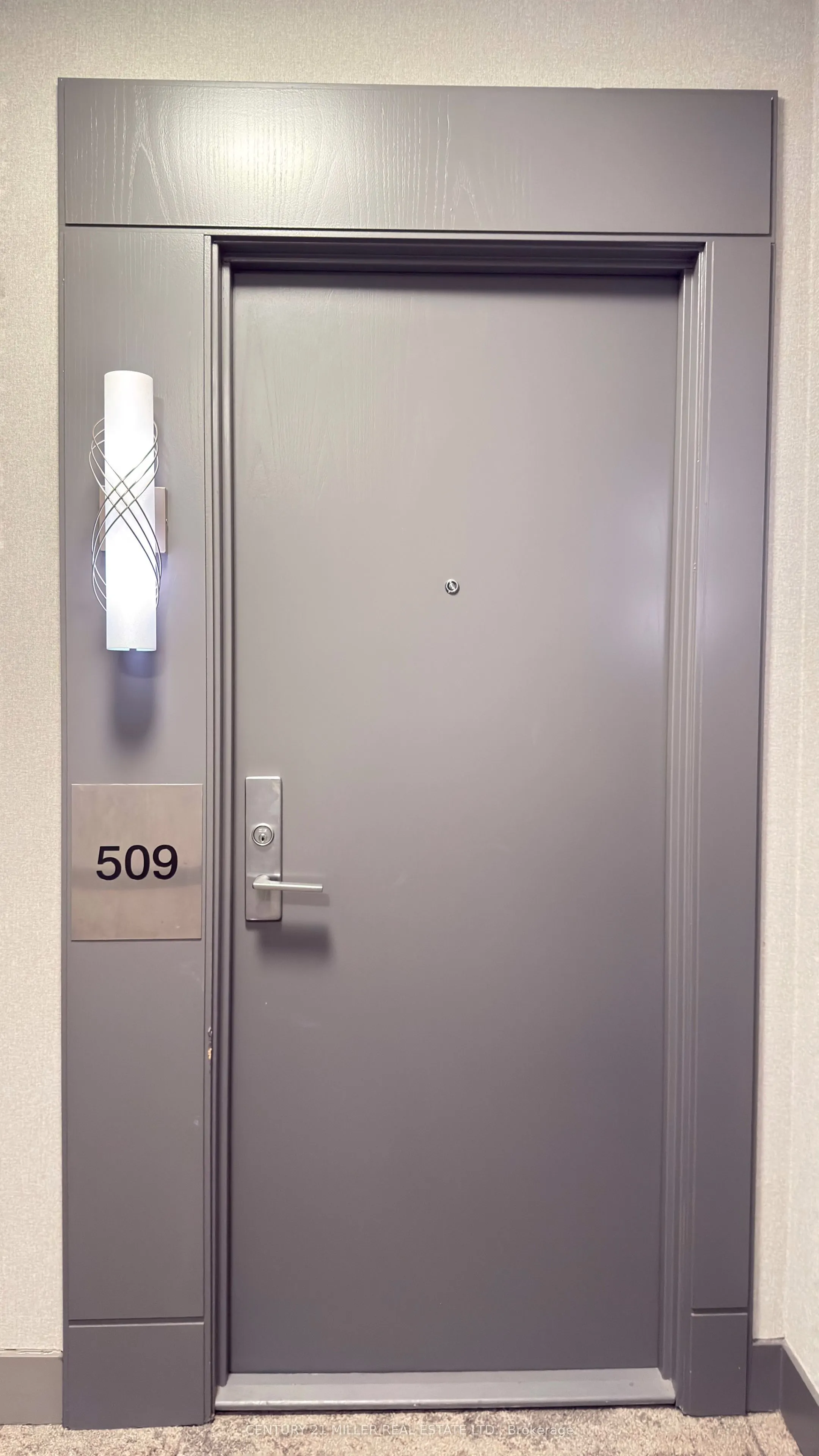 90 Absolute Avenue #509