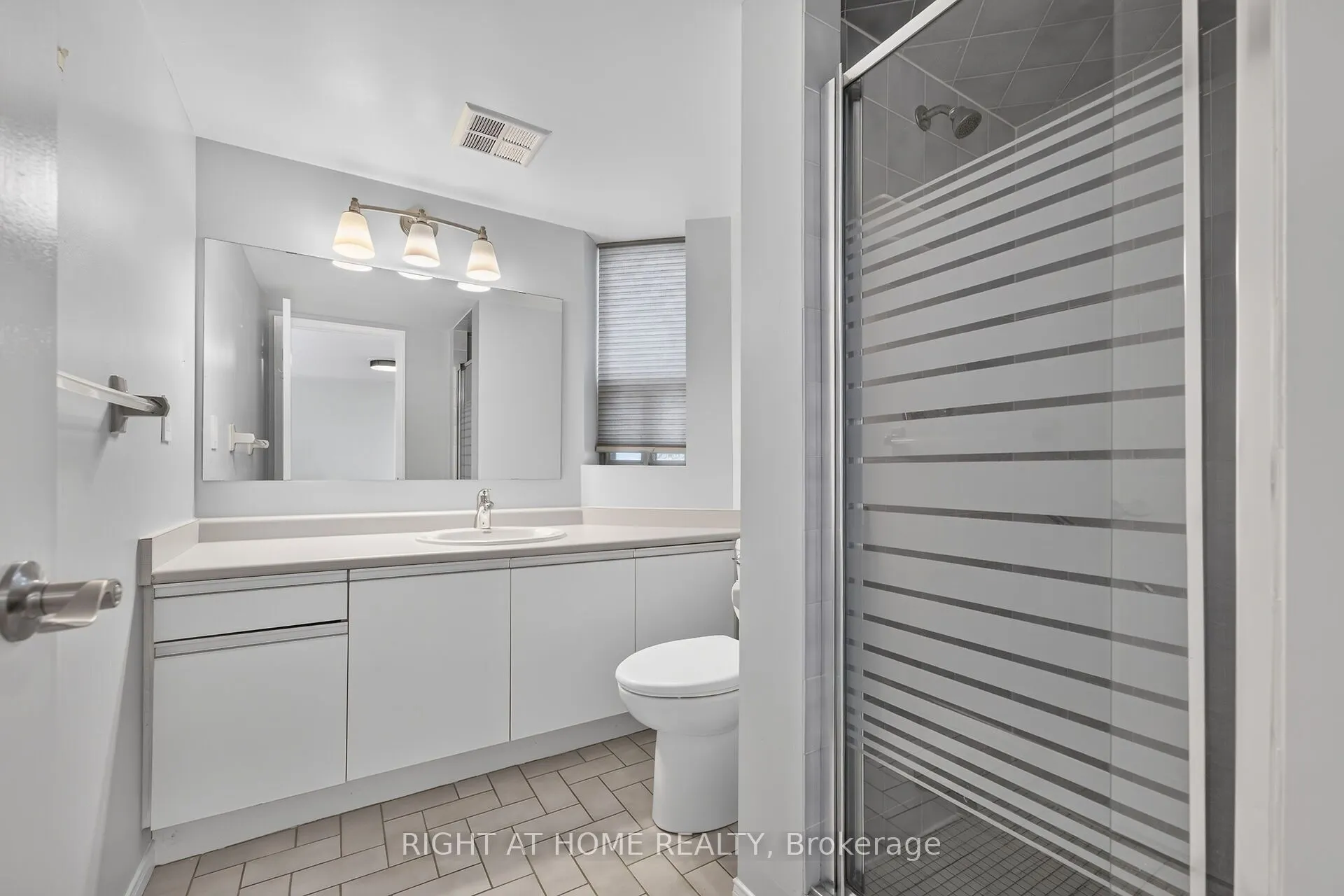 5080 Pinedale Avenue #306