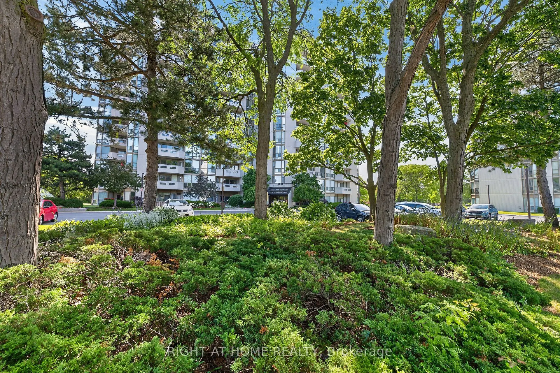 5080 Pinedale Avenue #306