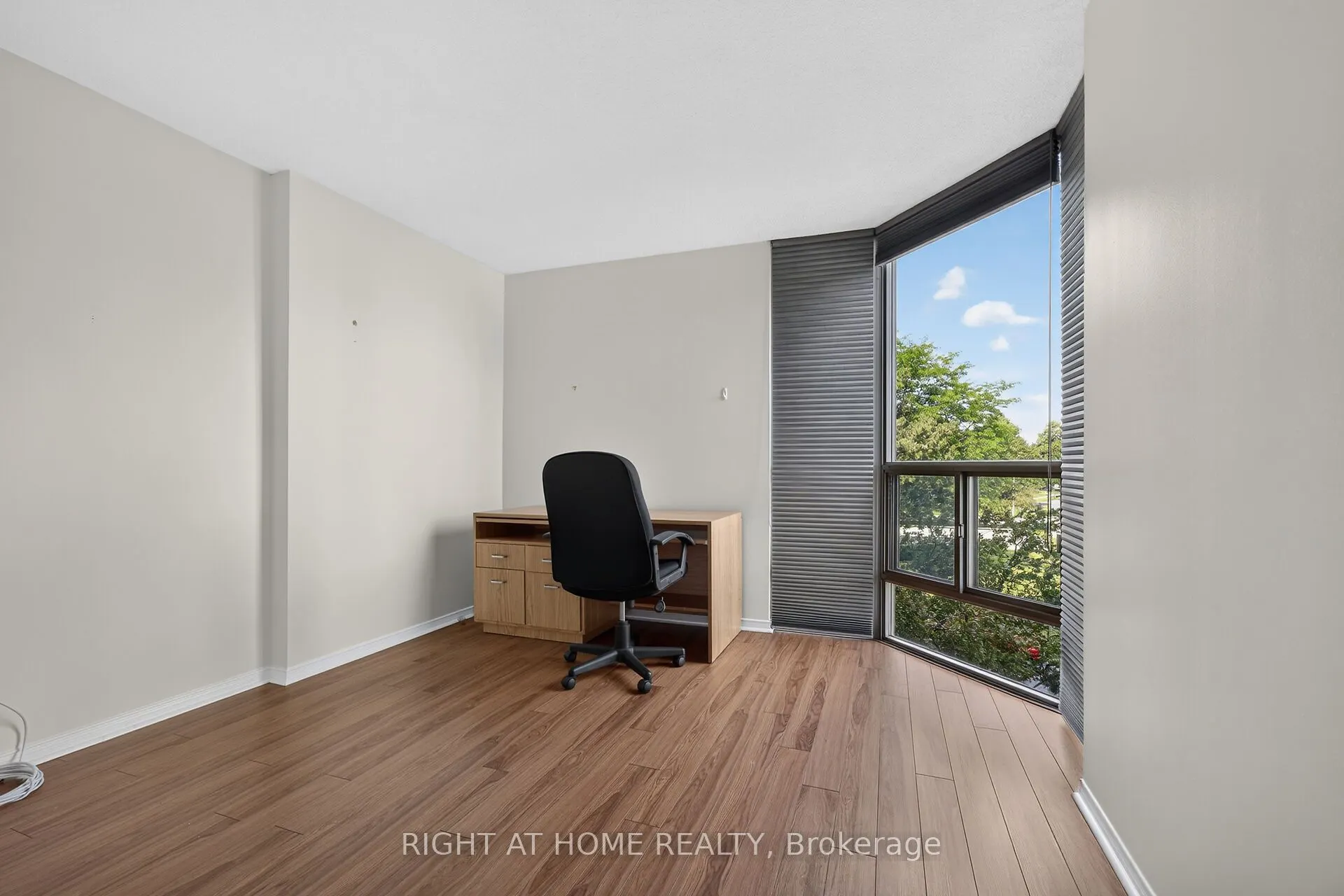 5080 Pinedale Avenue #306