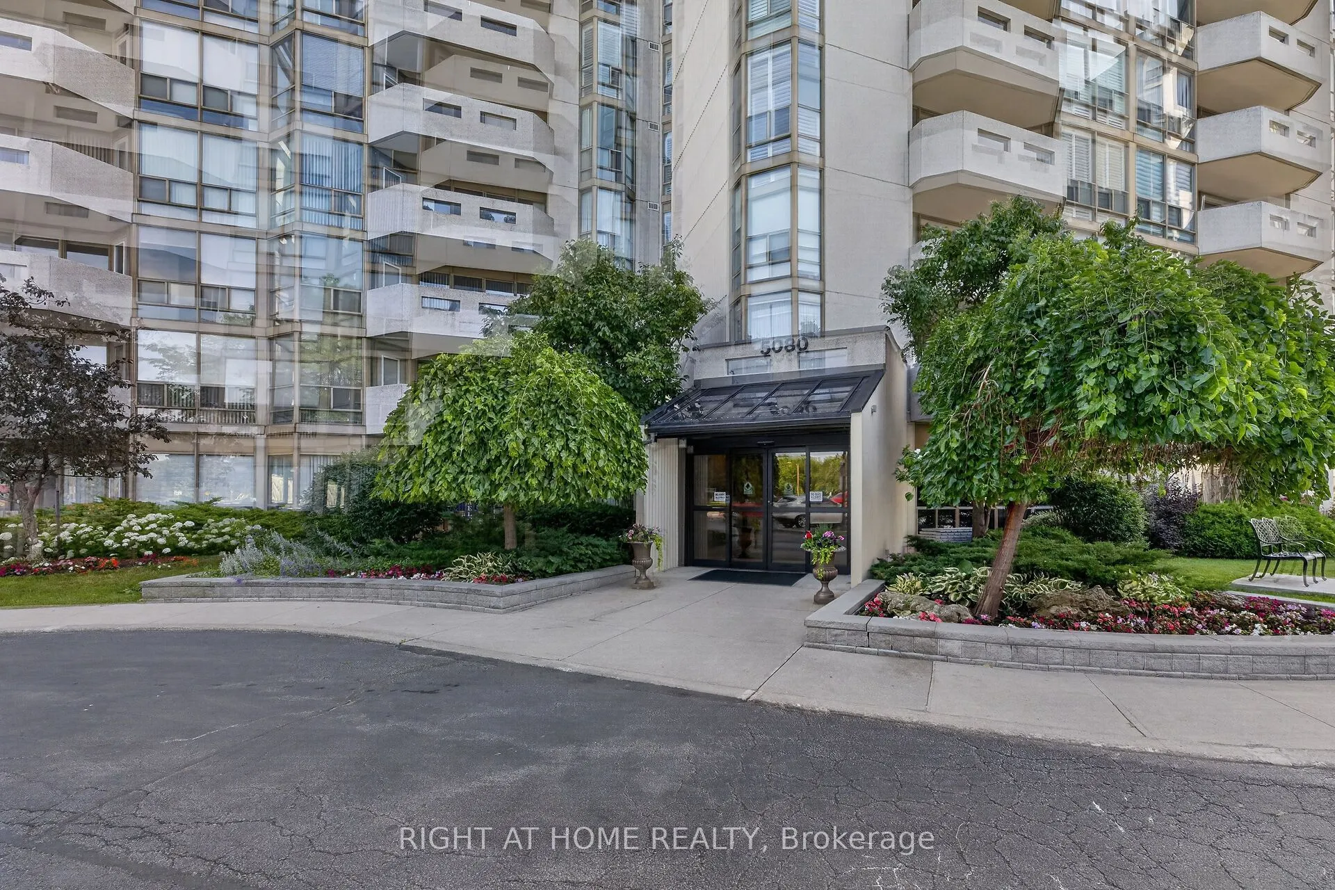 5080 Pinedale Avenue #306