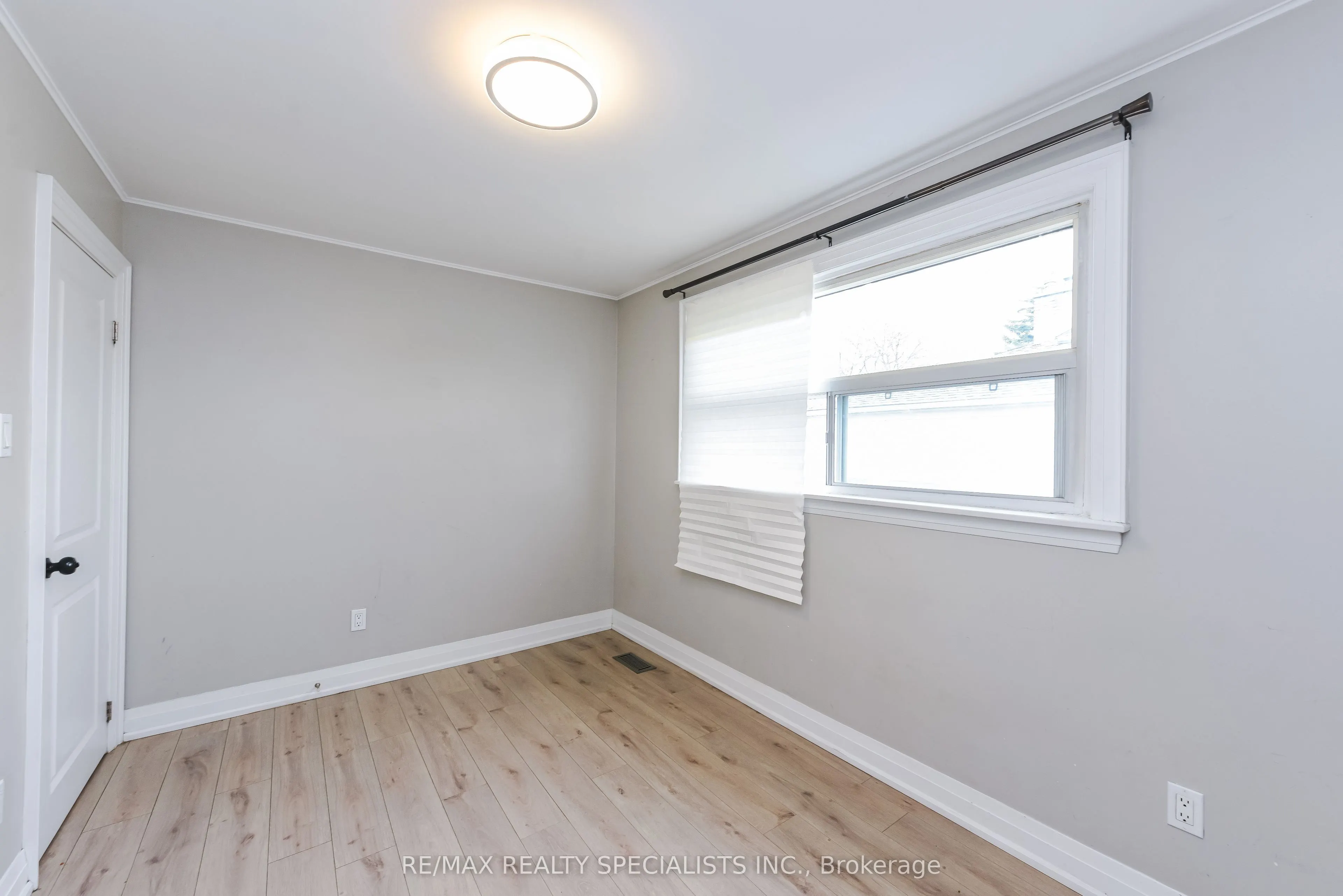 137 Avondale Boulevard #Upper Portion