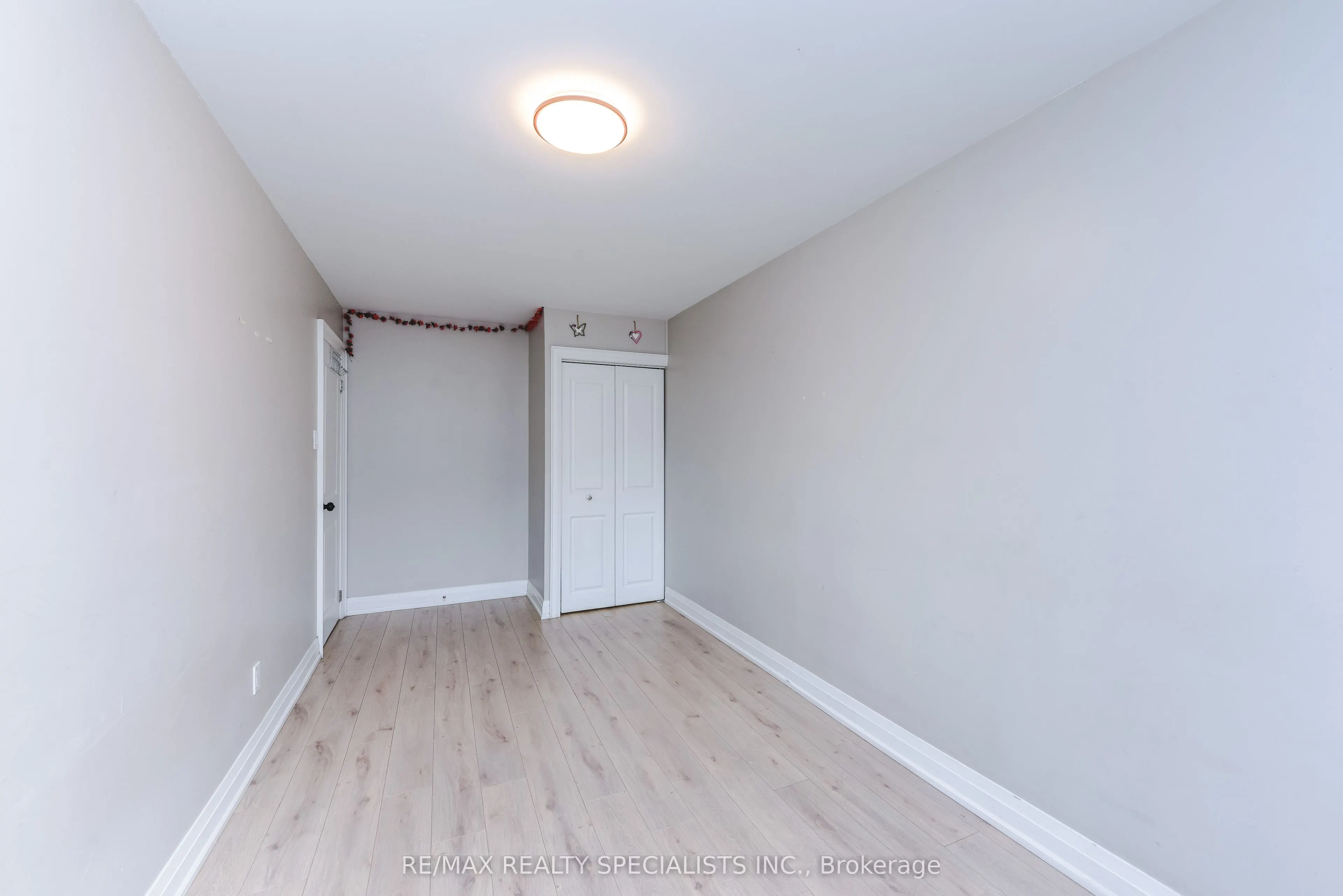 137 Avondale Boulevard #Upper Portion