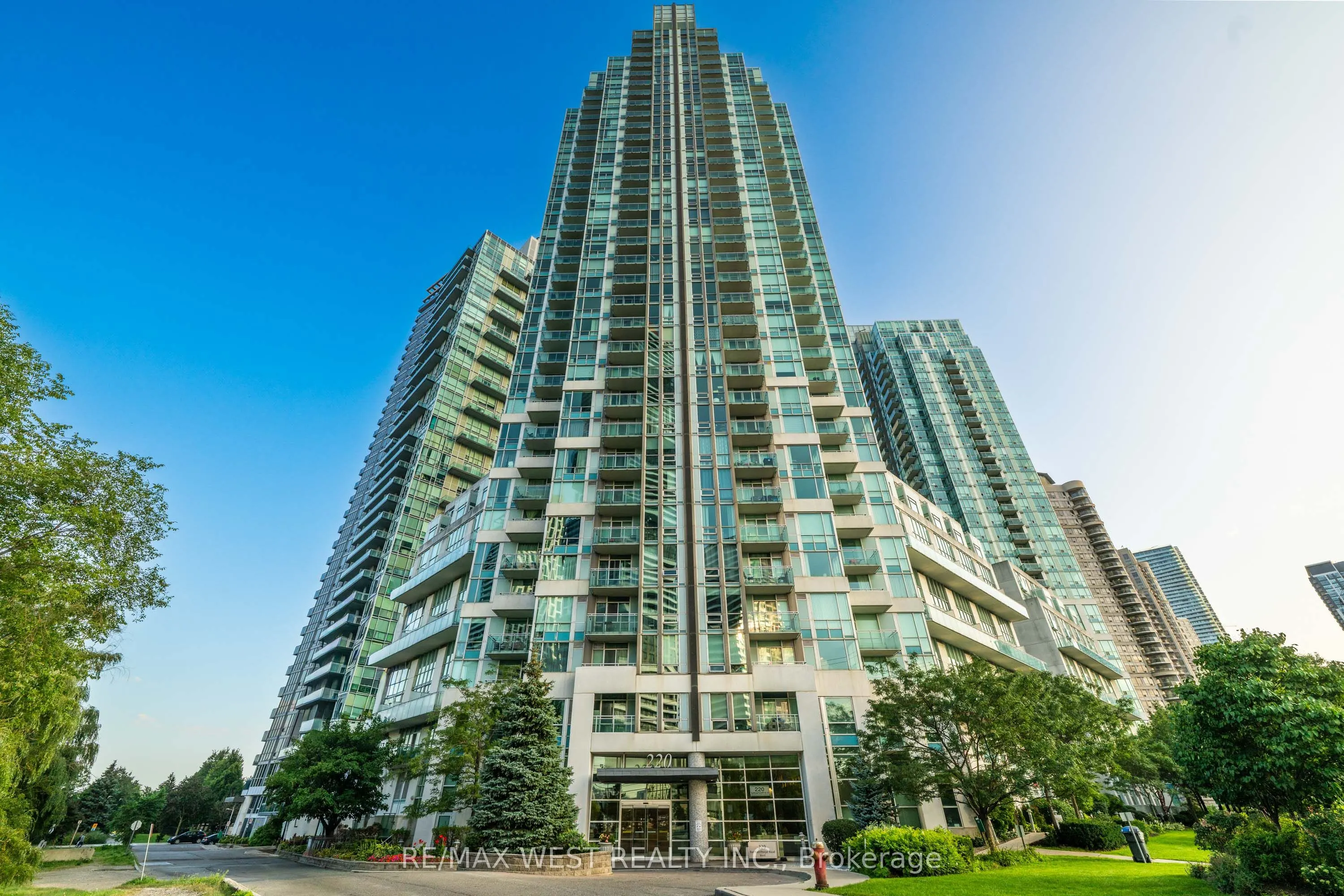 220 Burnhamthorpe Road W #1710