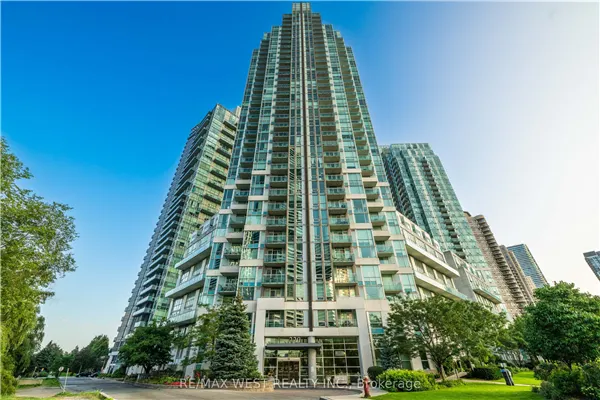 220 Burnhamthorpe Road W