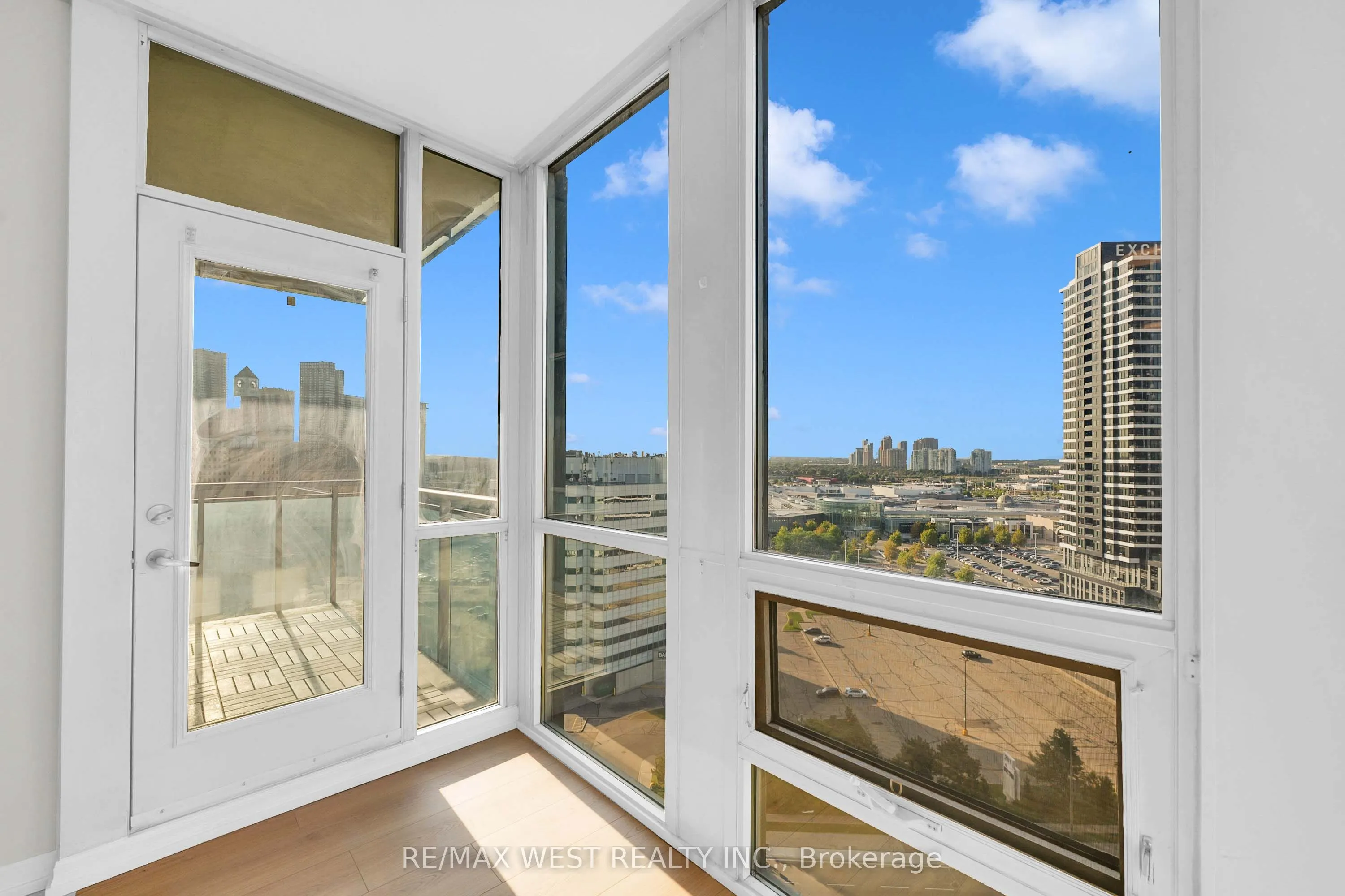 220 Burnhamthorpe Road W #1710