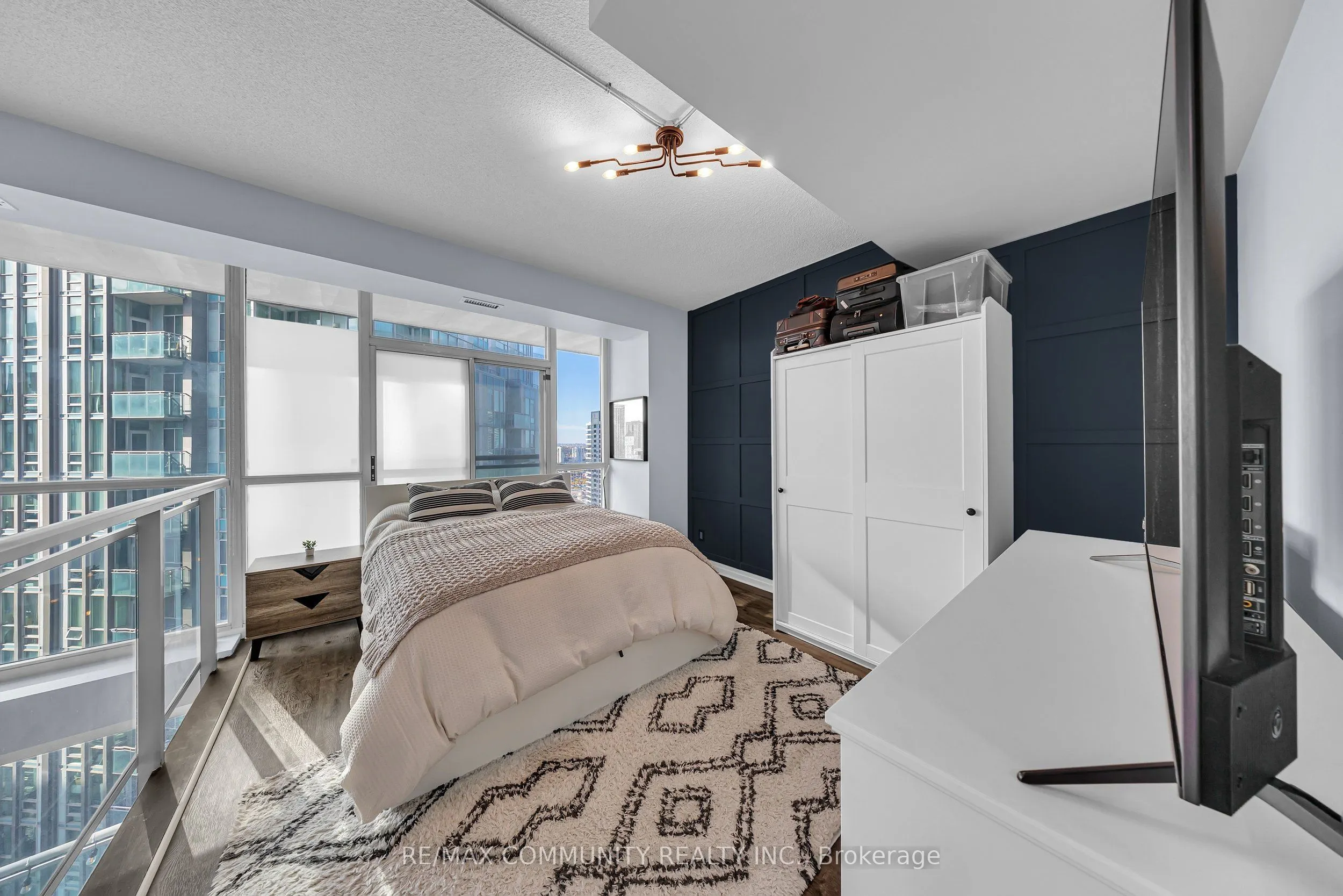 223 Webb Drive #2901