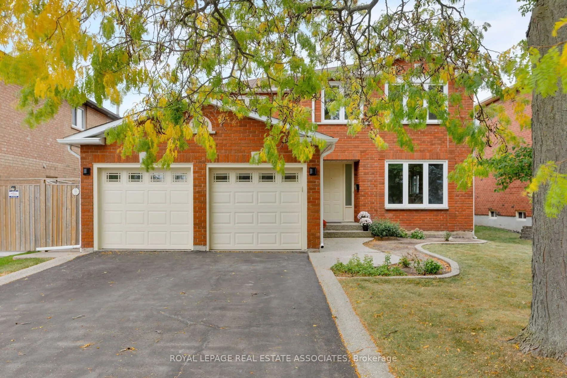 1410 Wakehurst Crescent