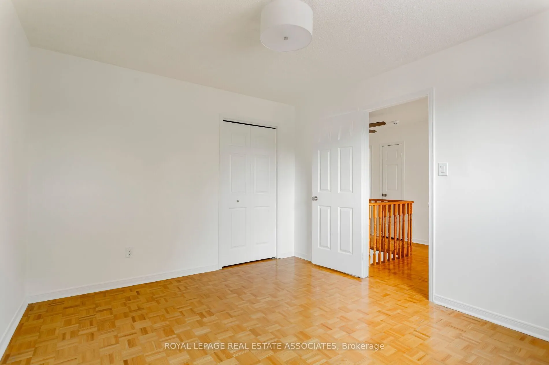 1410 Wakehurst Crescent