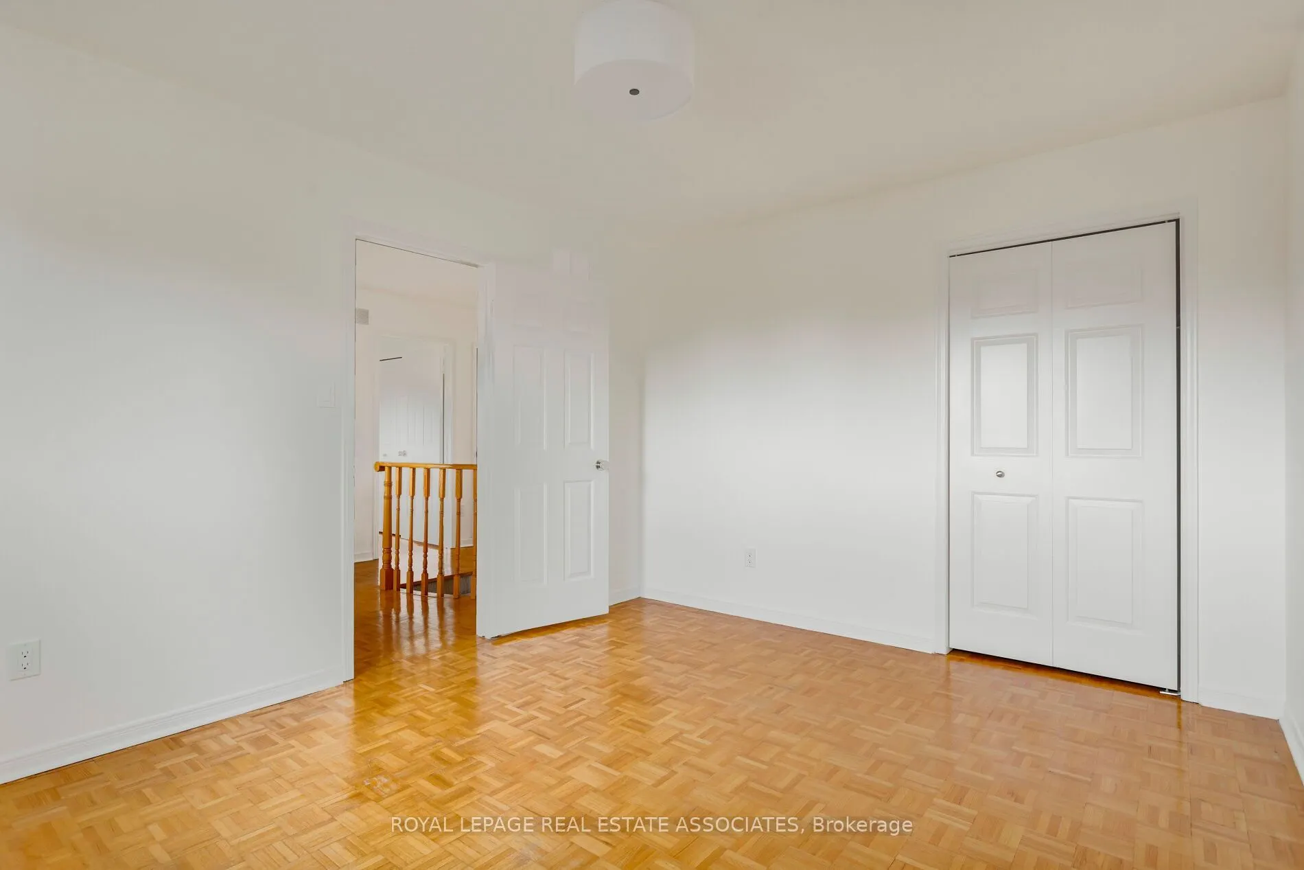 1410 Wakehurst Crescent