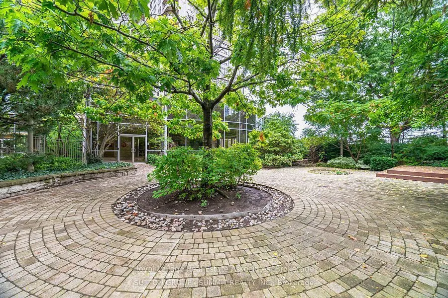 3880 Duke Of York Boulevard #409