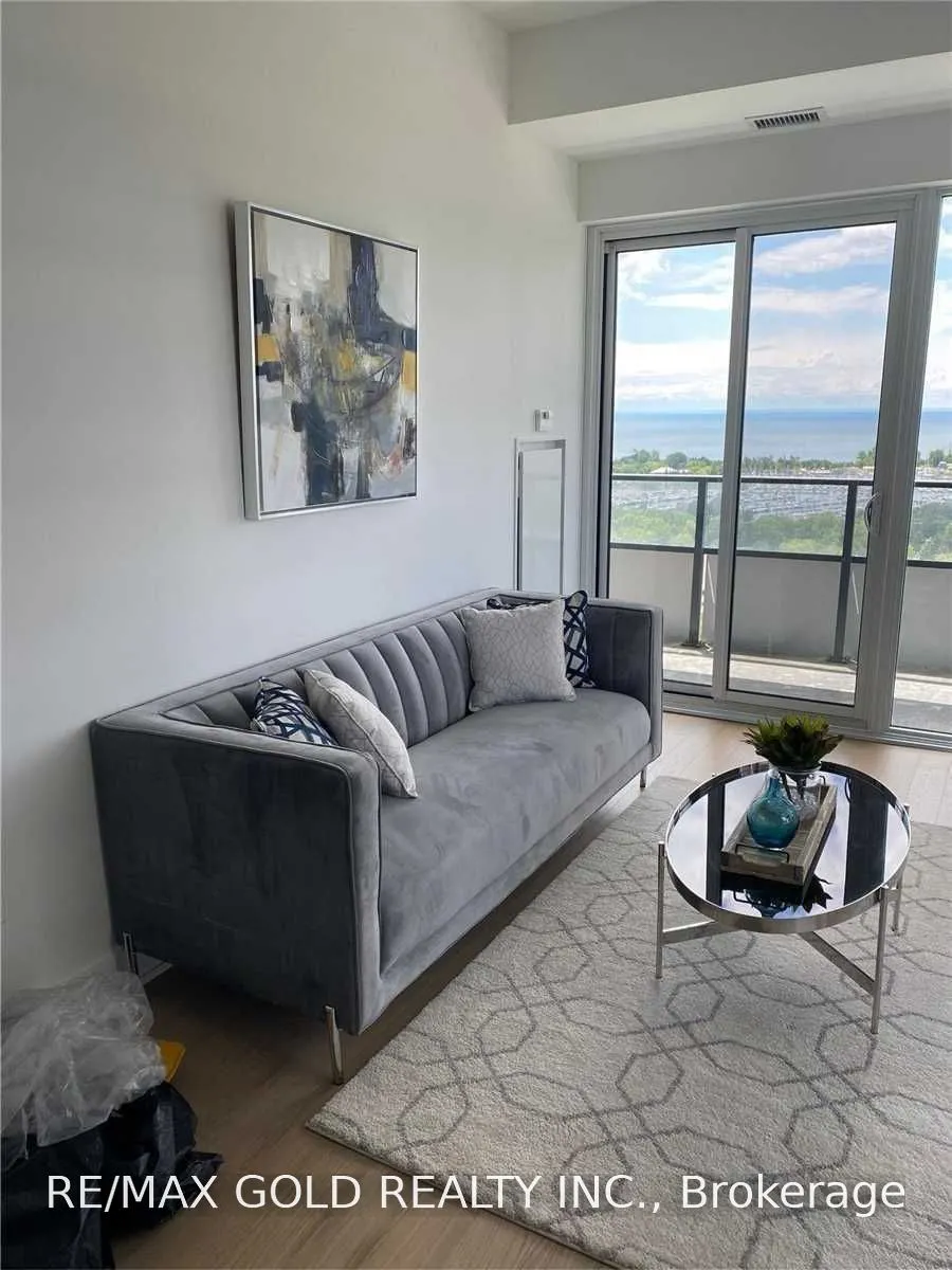 20 Shore Breeze Drive #1802