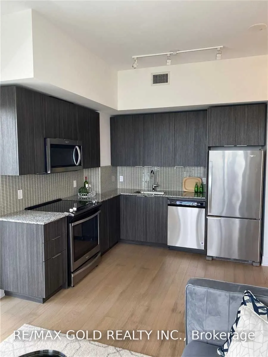 20 Shore Breeze Drive #1802
