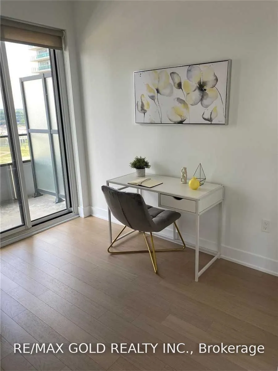 20 Shore Breeze Drive #1802