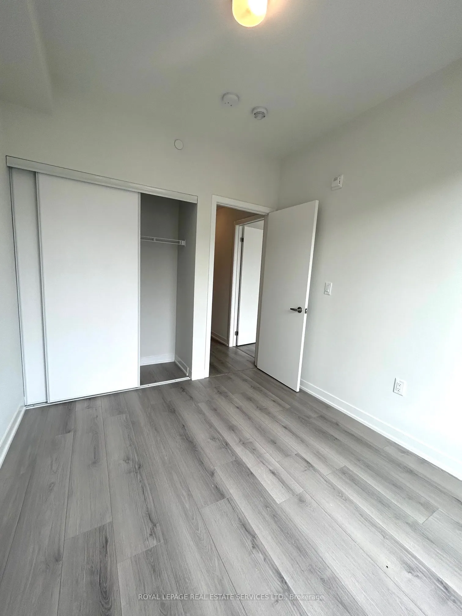 3405 Ridgeway Drive #18