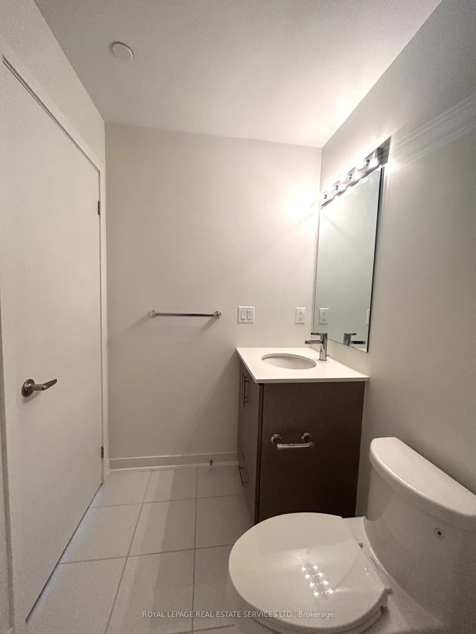 3405 Ridgeway Drive #18