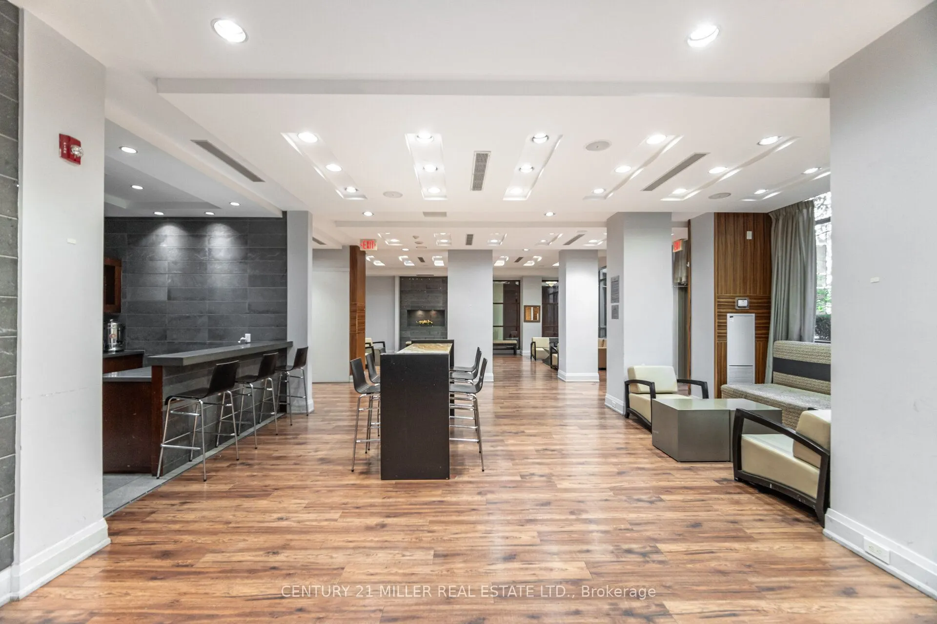 310 Burnhamthorpe Road W #1203