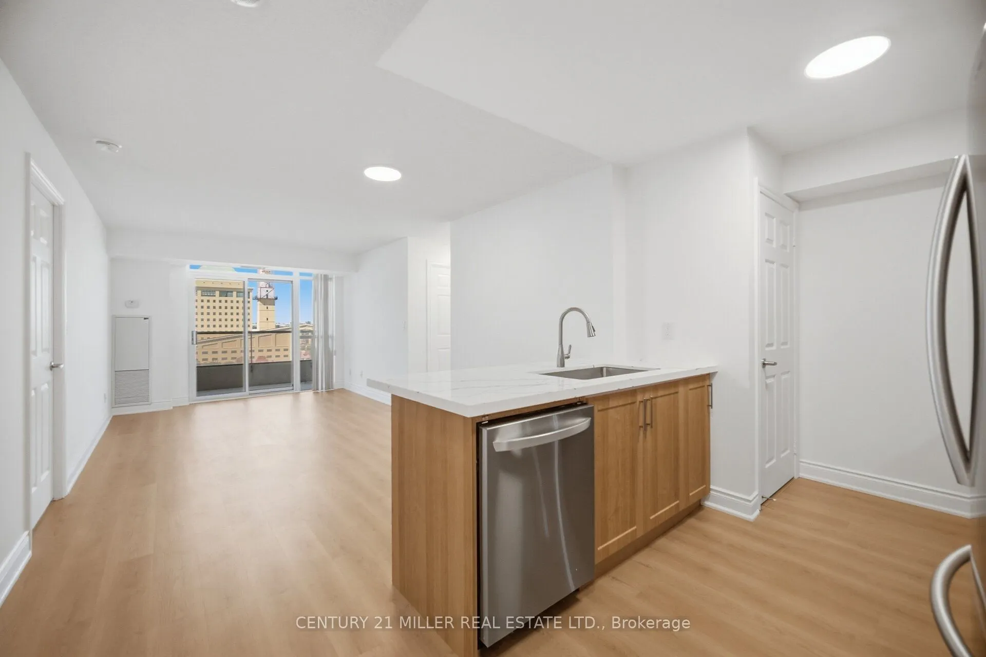310 Burnhamthorpe Road W #1203