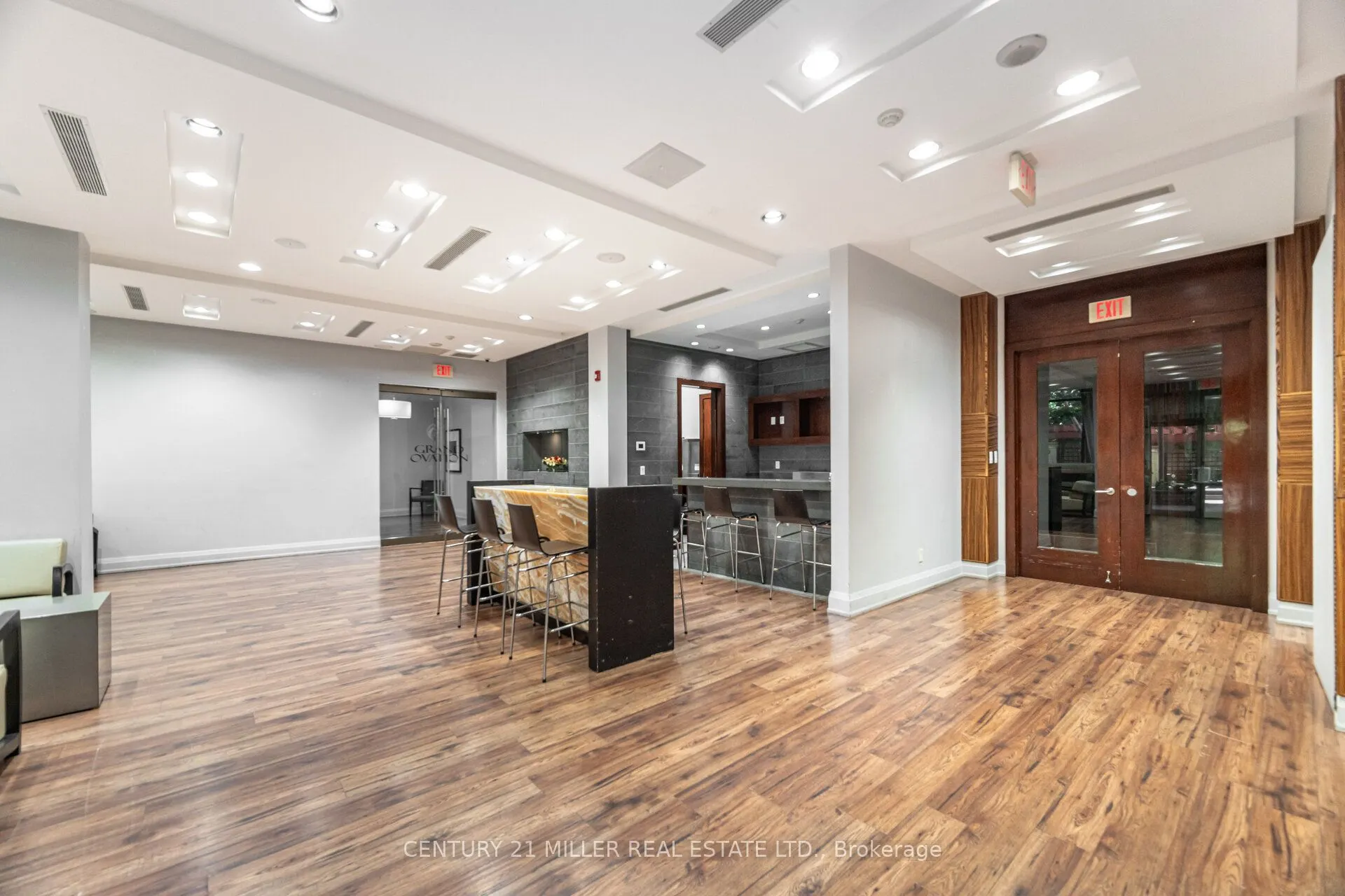 310 Burnhamthorpe Road W #1203