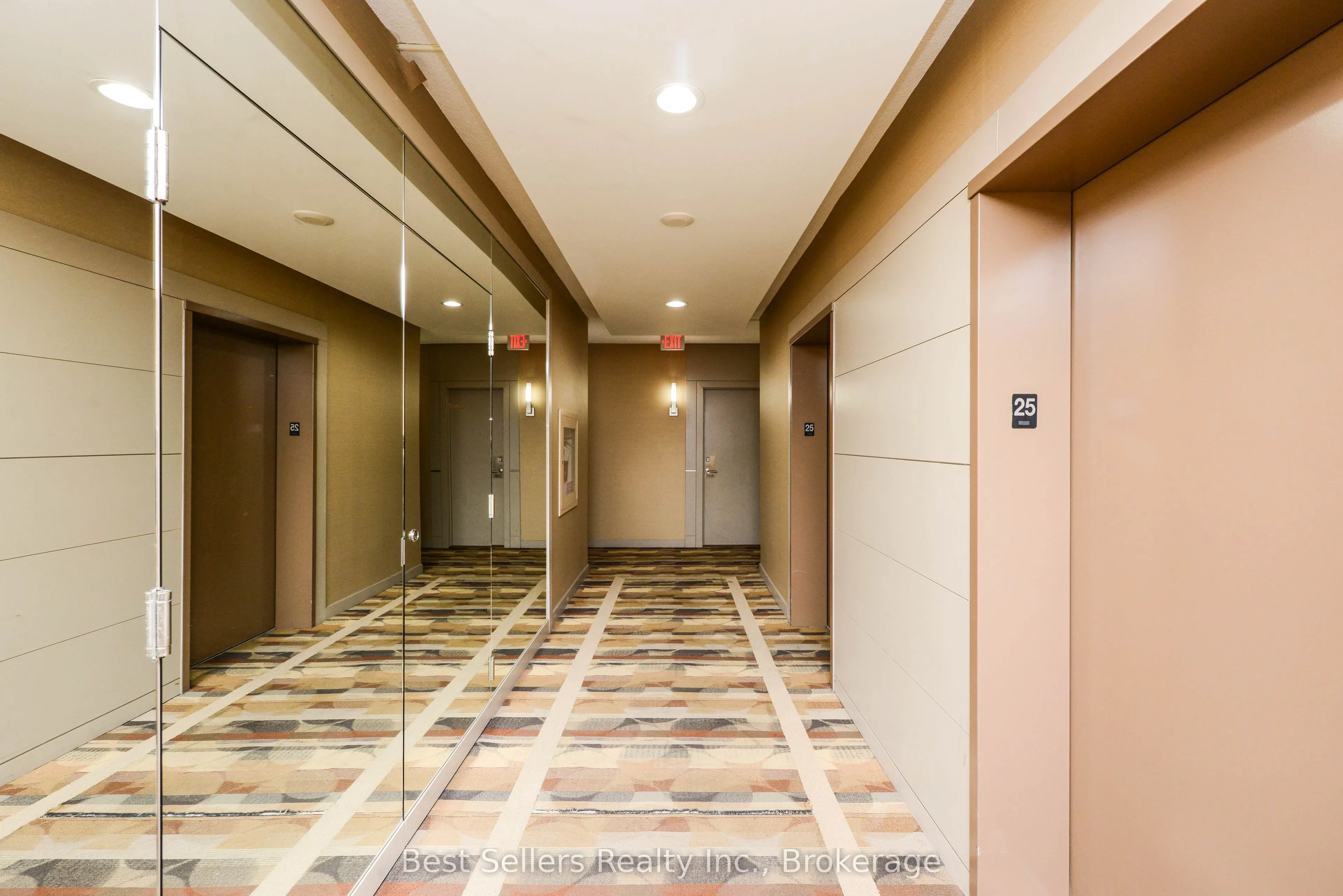 330 Burnhamthorpe Road W #2703